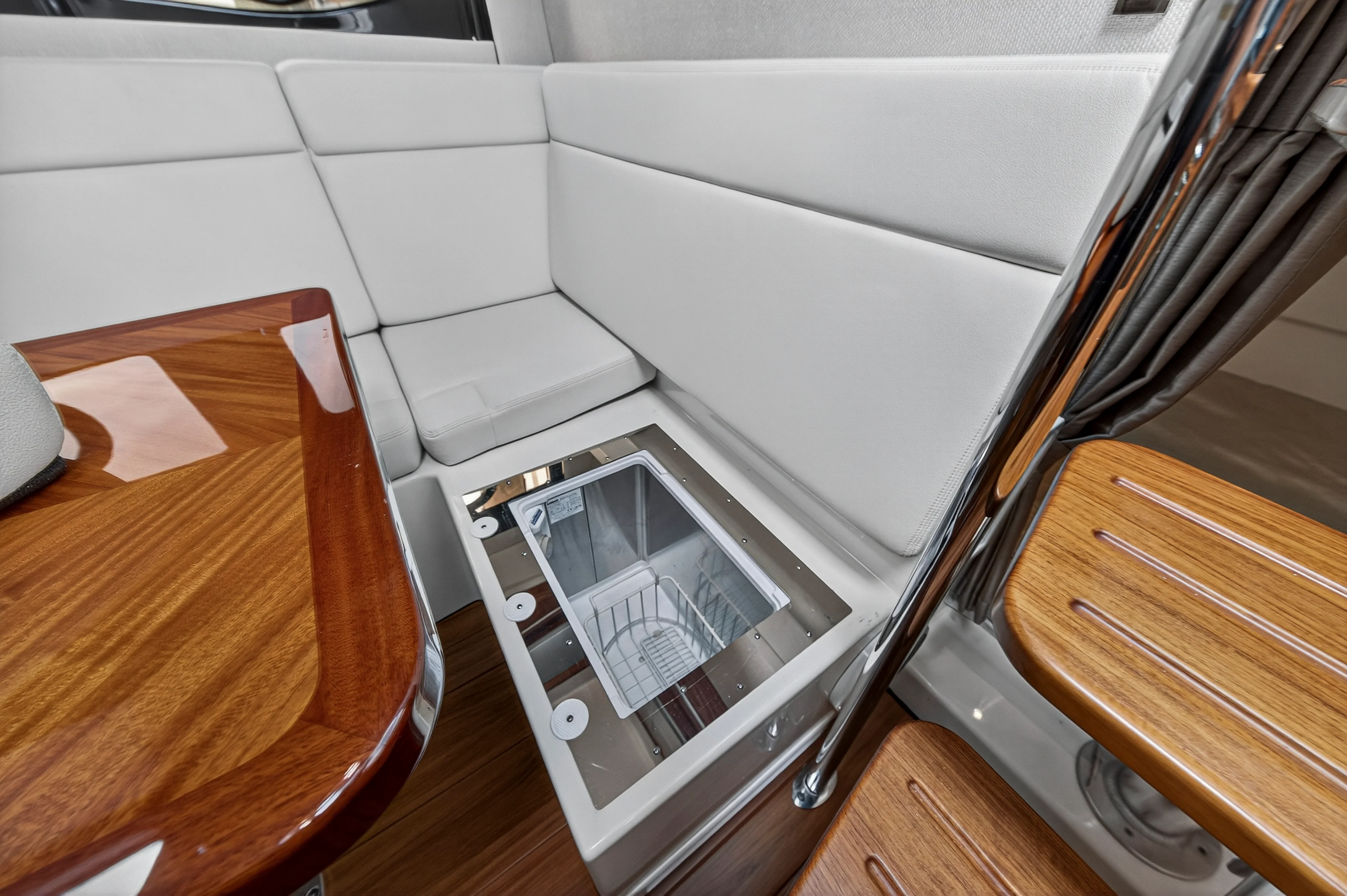 2024 Boston Whaler 405 CONQUEST Image Thumbnail #69