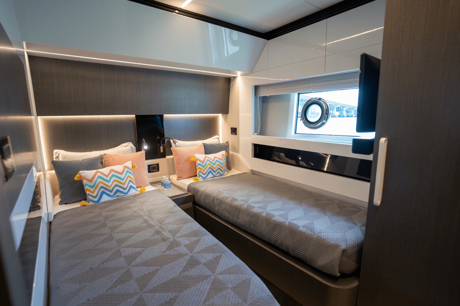 2019 Azimut S7 Image Thumbnail #26