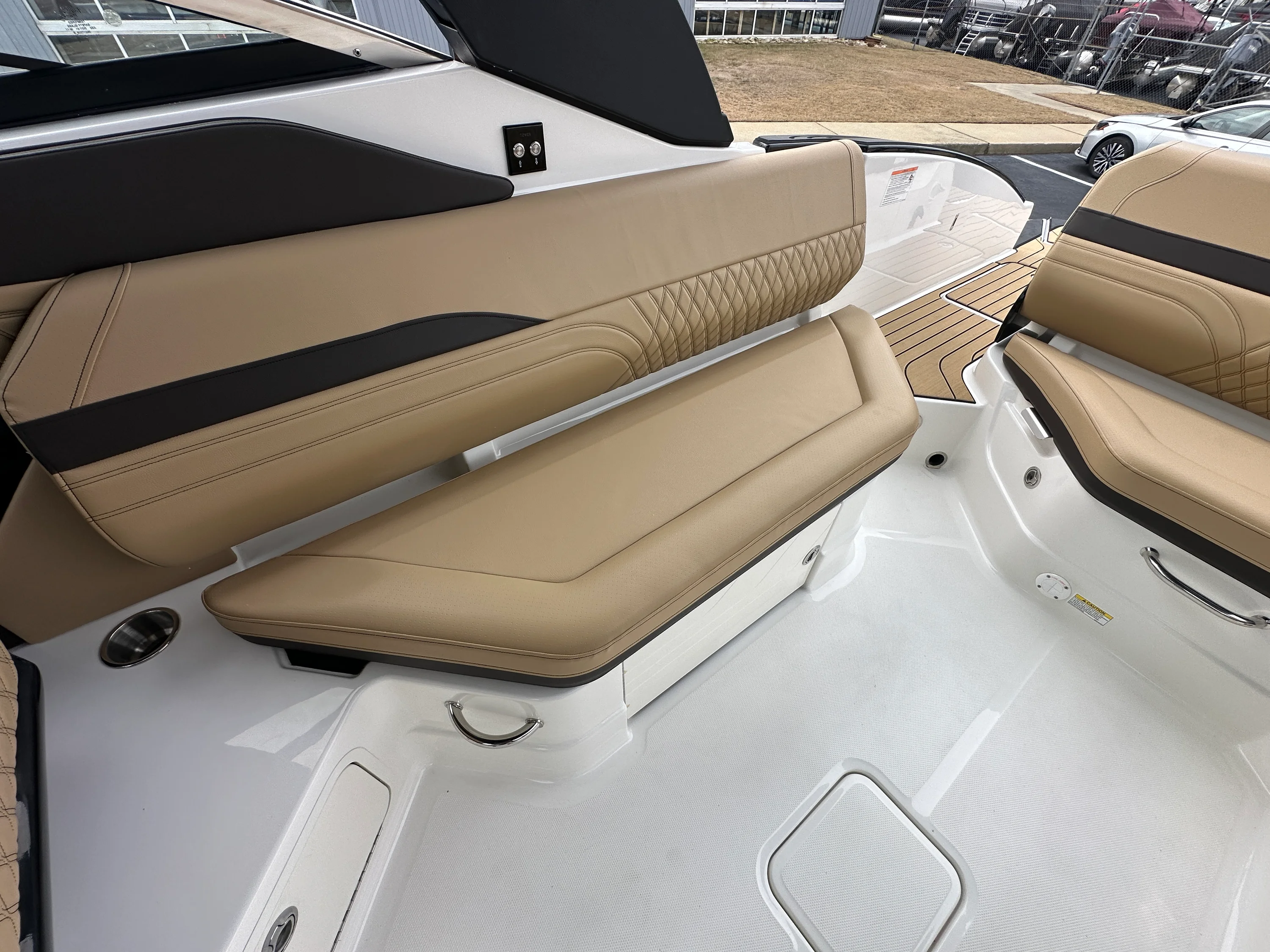 2026 Sea Ray SLX 280 Image Thumbnail #18