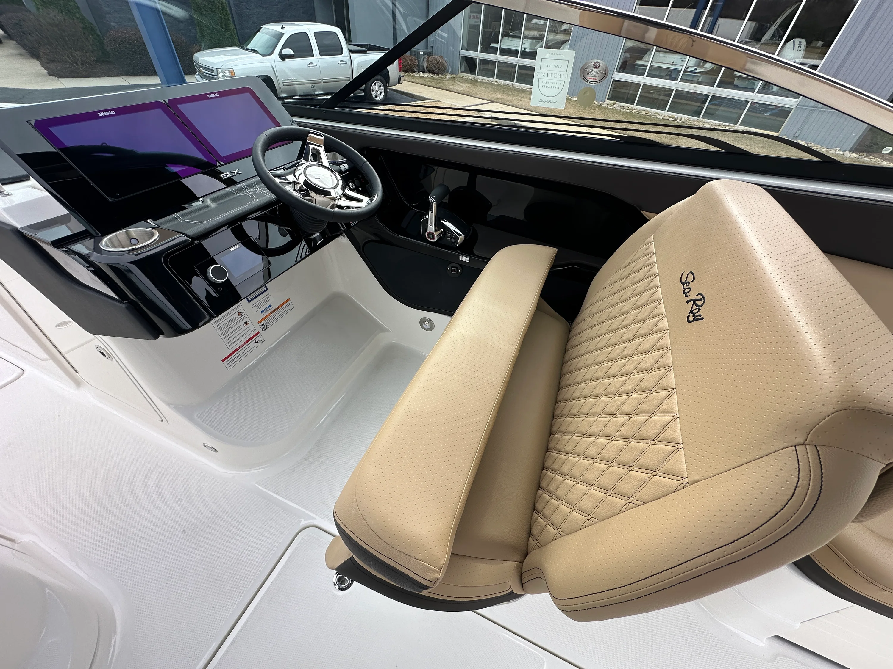 2026 Sea Ray SLX 280 Image Thumbnail #15