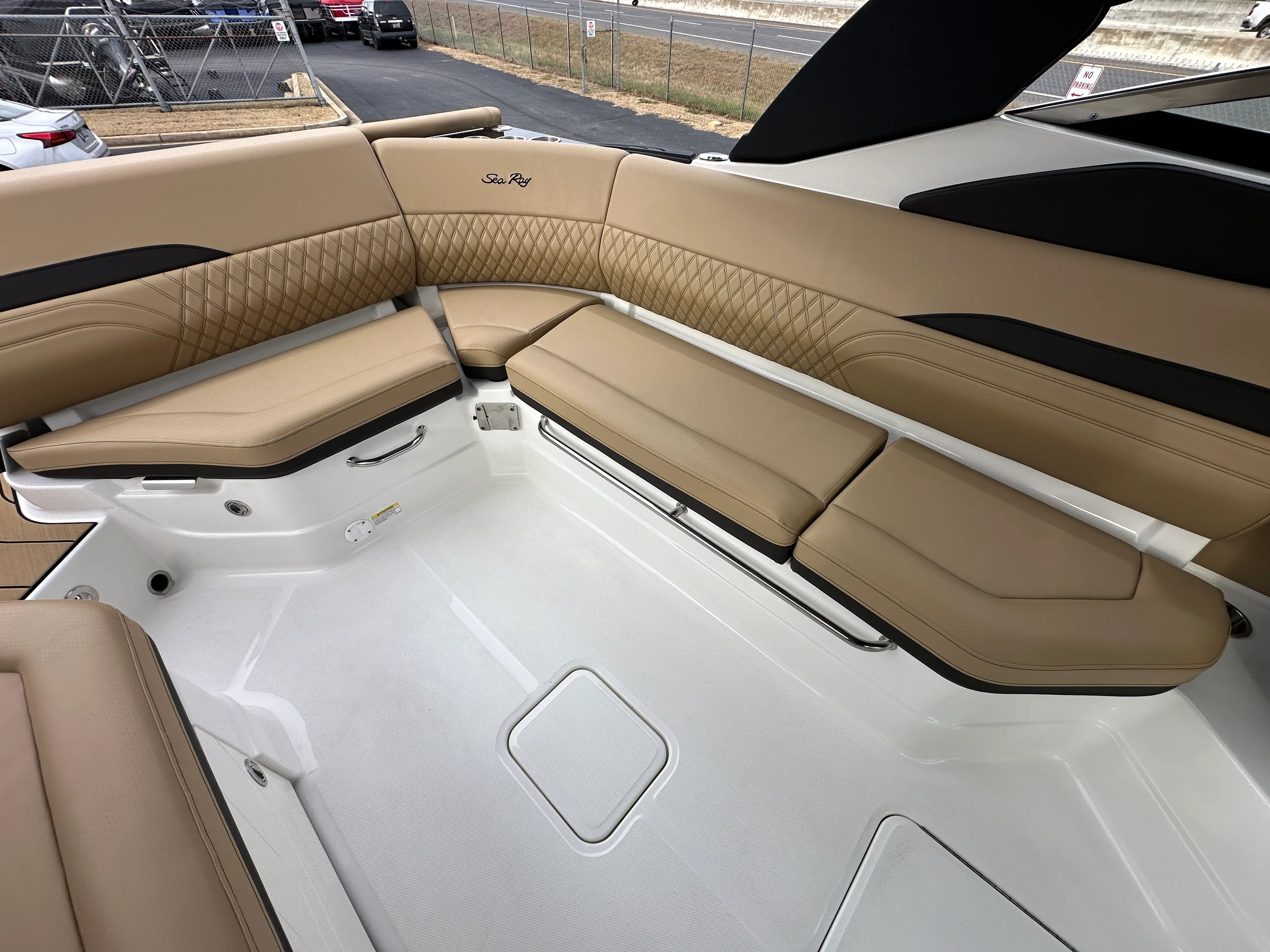 2026 Sea Ray SLX 280 Image Thumbnail #19