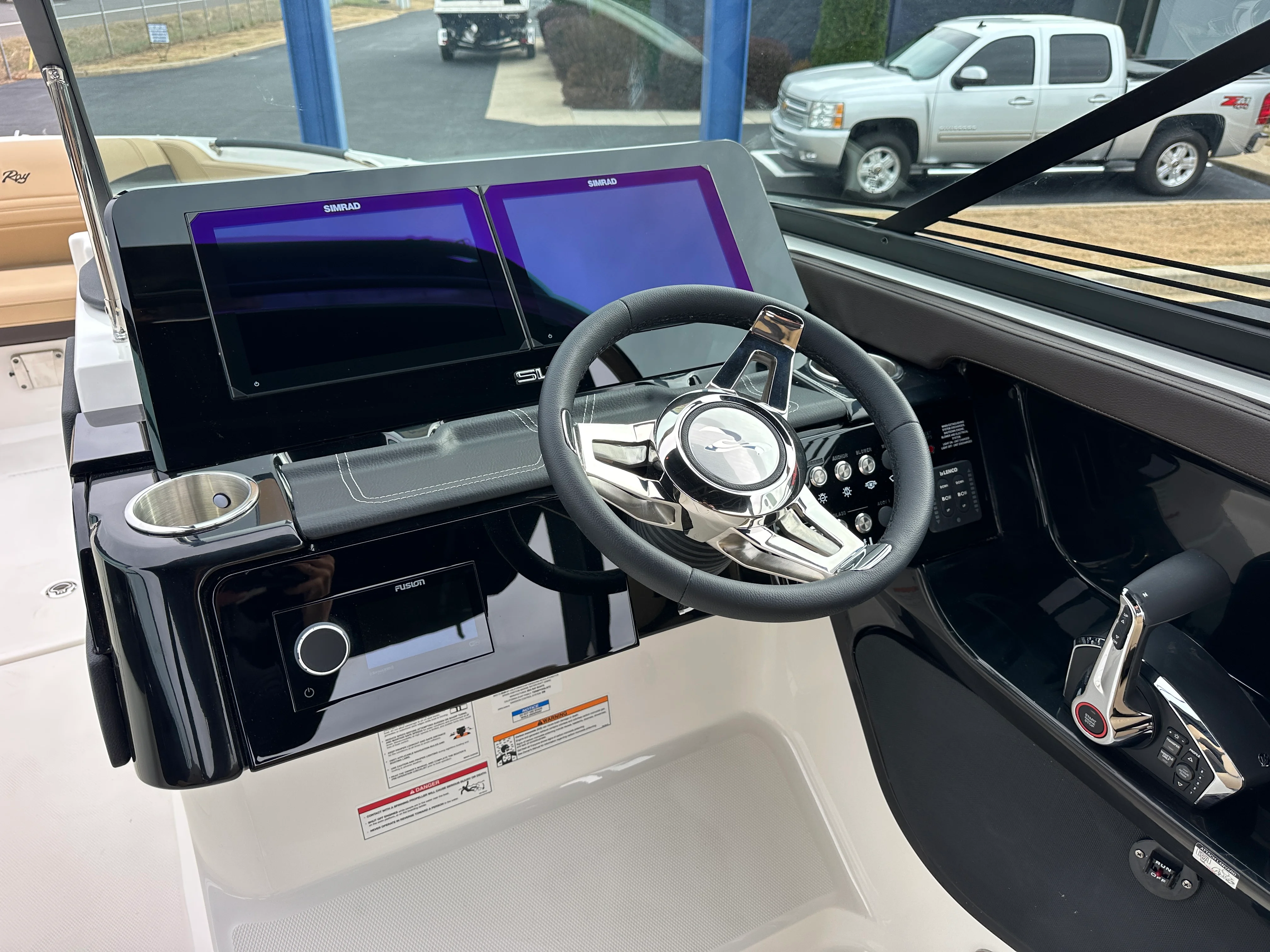 2026 Sea Ray SLX 280 Image Thumbnail #16