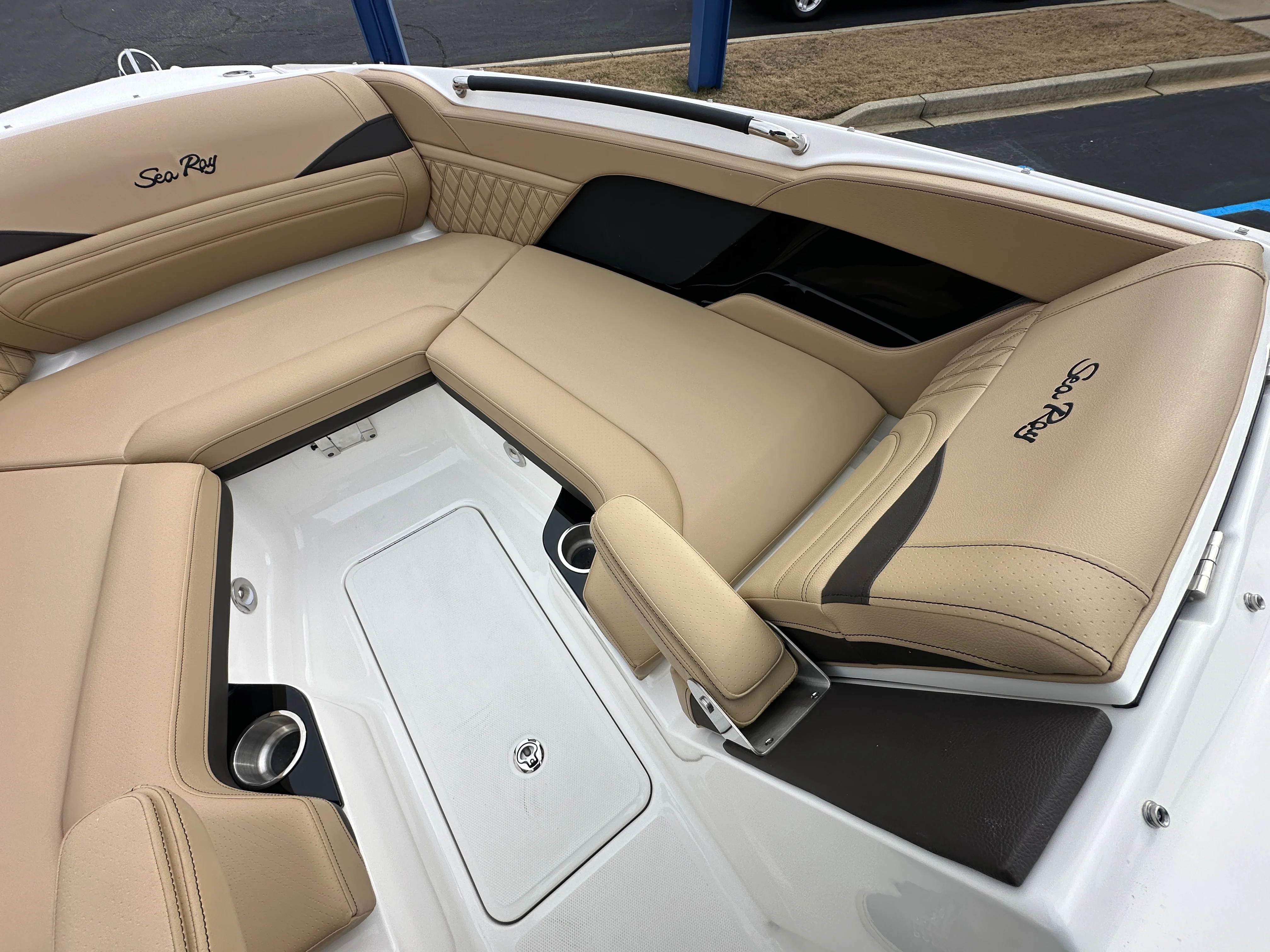 2026 Sea Ray SLX 280 Image Thumbnail #8