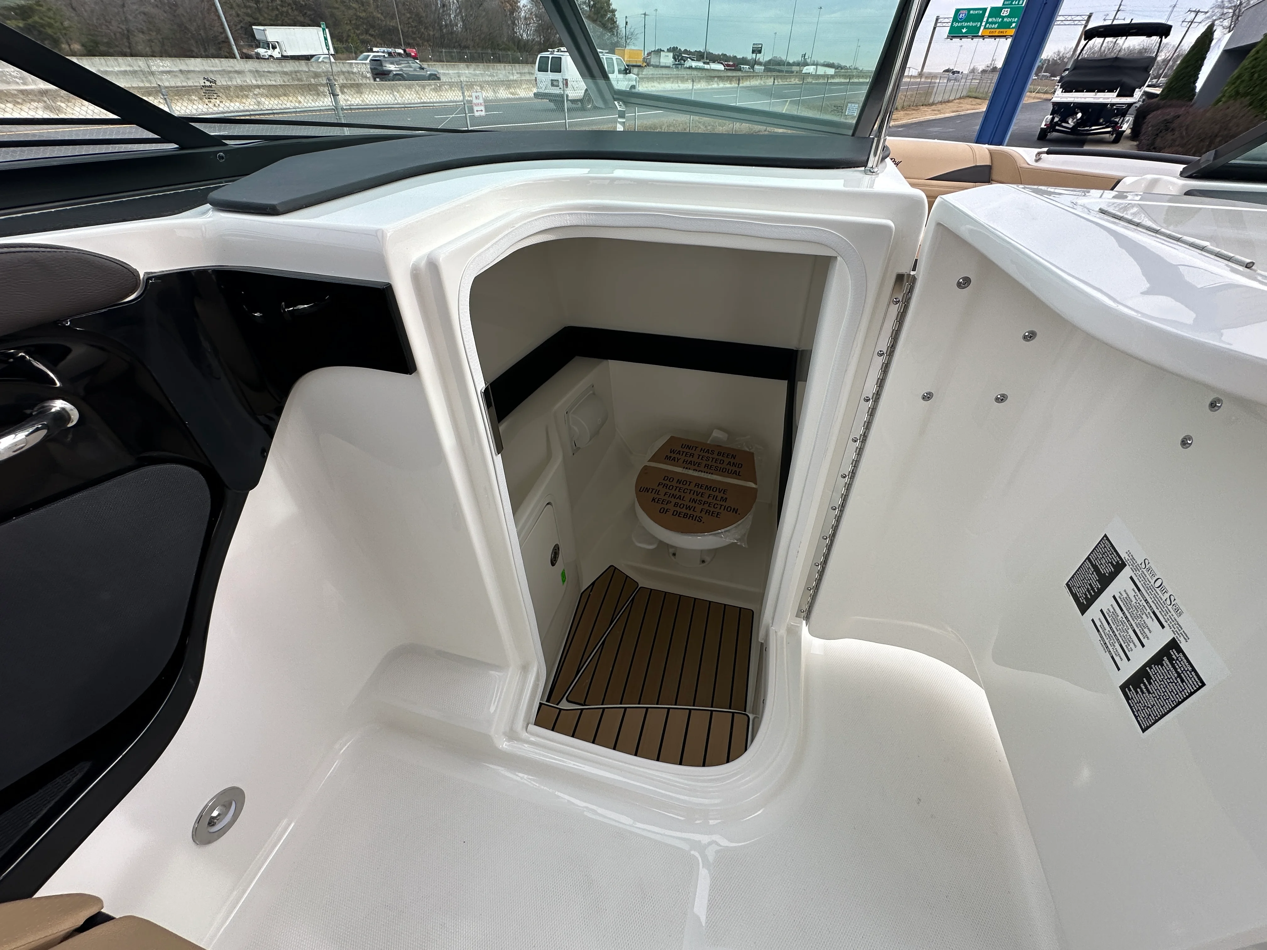 2026 Sea Ray SLX 280 Image Thumbnail #14