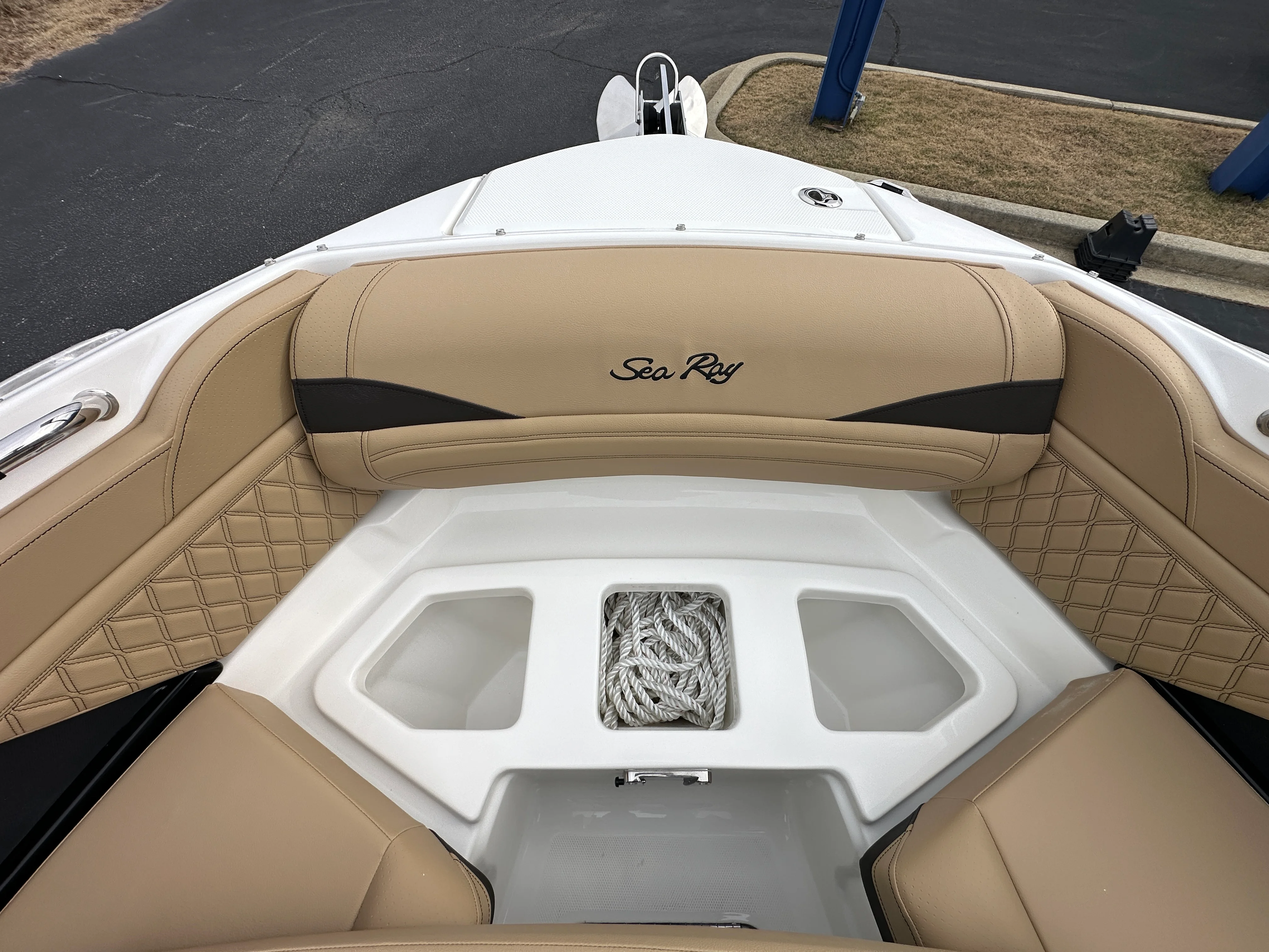 2026 Sea Ray SLX 280 Image Thumbnail #10