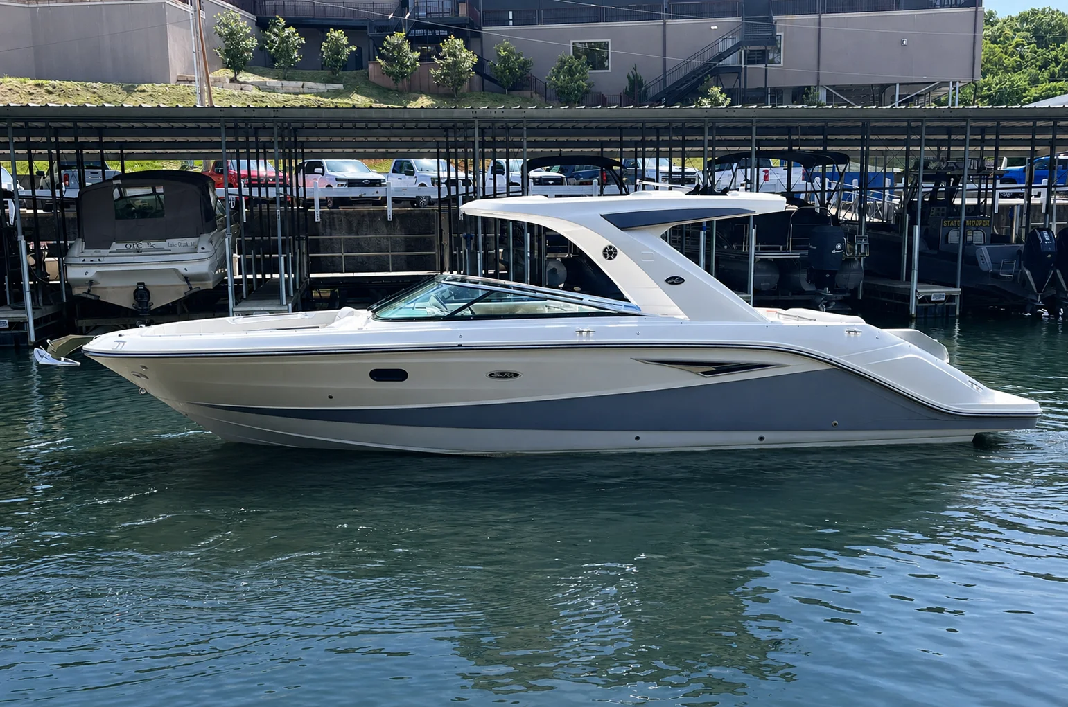 2026 Sea Ray SLX 310 Image Thumbnail #0