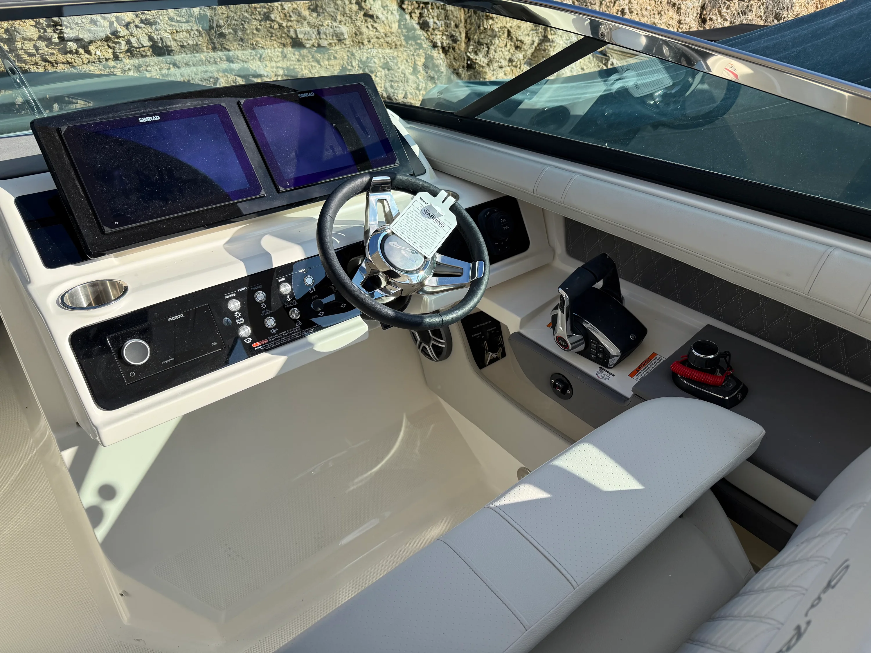 2026 Sea Ray SLX 310 Image Thumbnail #23