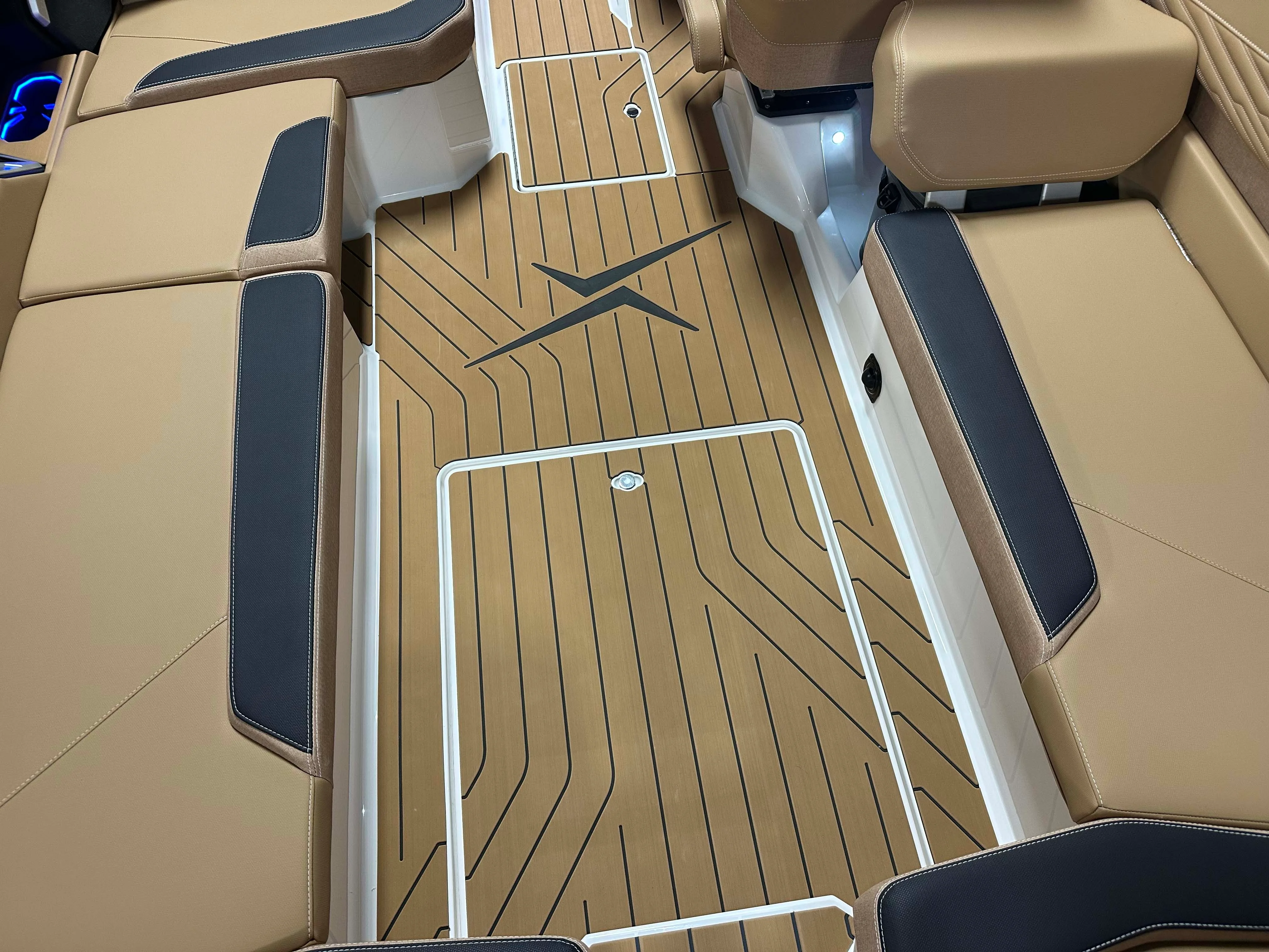 2026 Mastercraft X24 Image Thumbnail #54