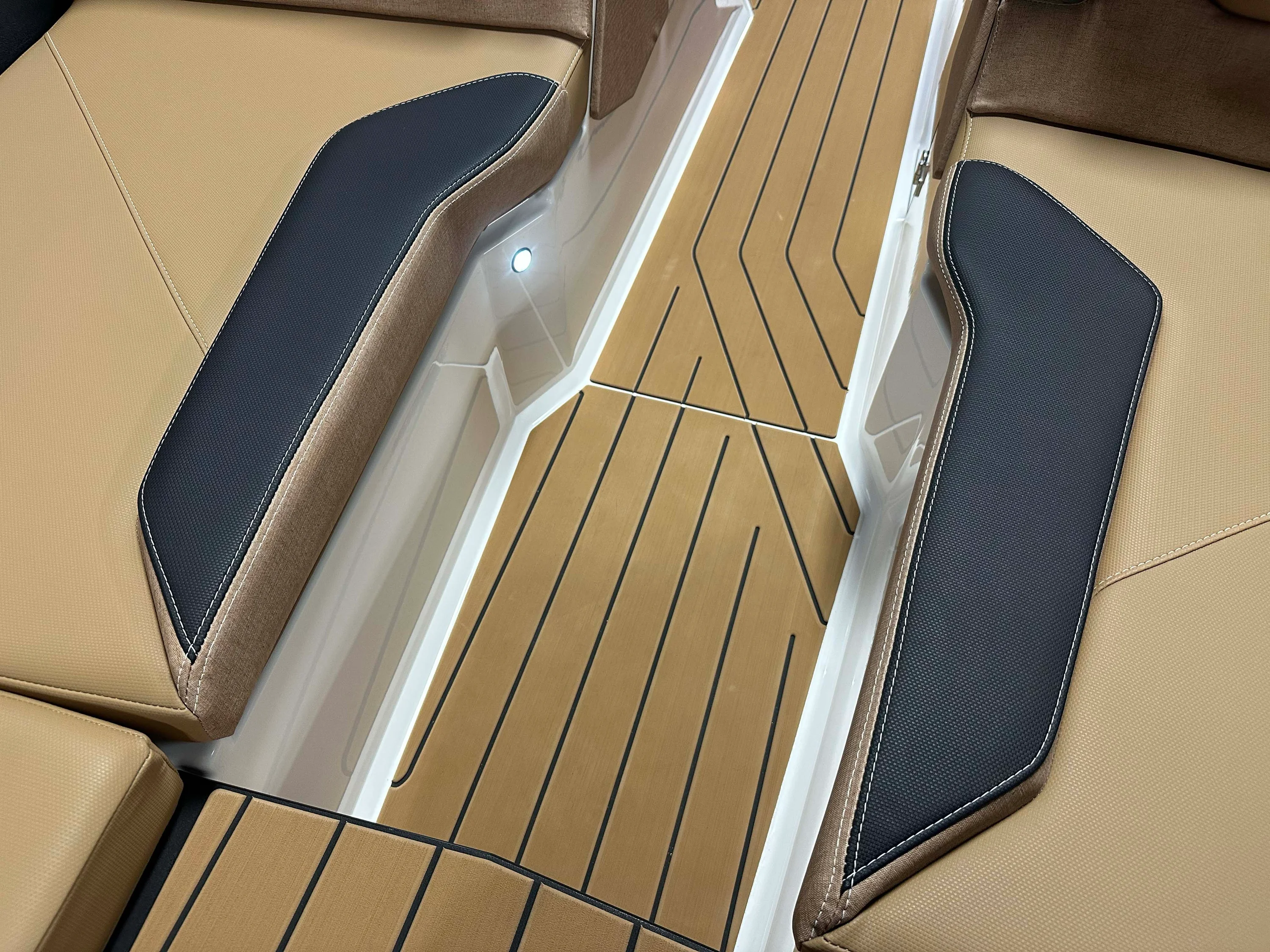 2026 Mastercraft X24 Image Thumbnail #96