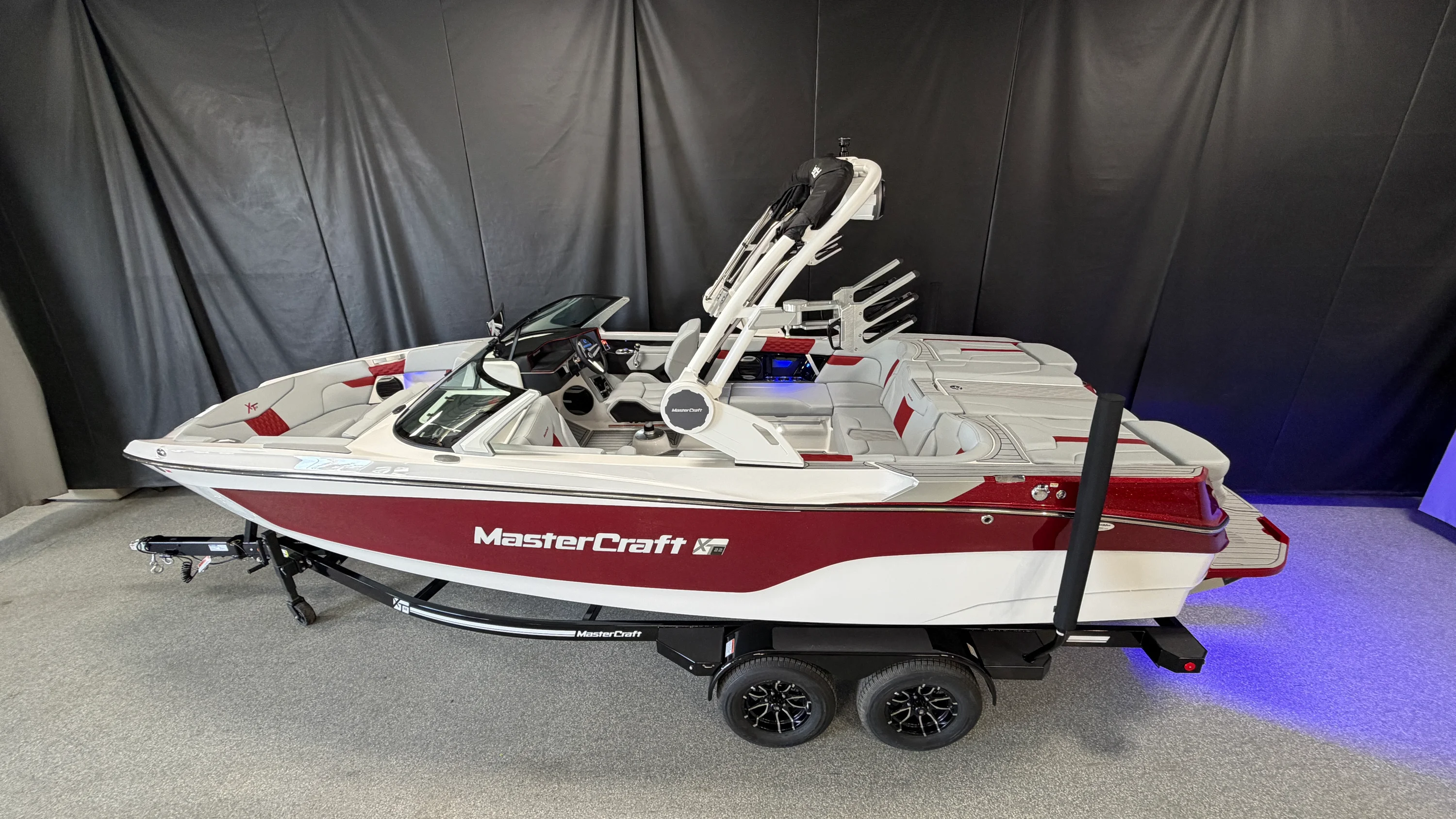 2026 Mastercraft XT22 Image Thumbnail #1