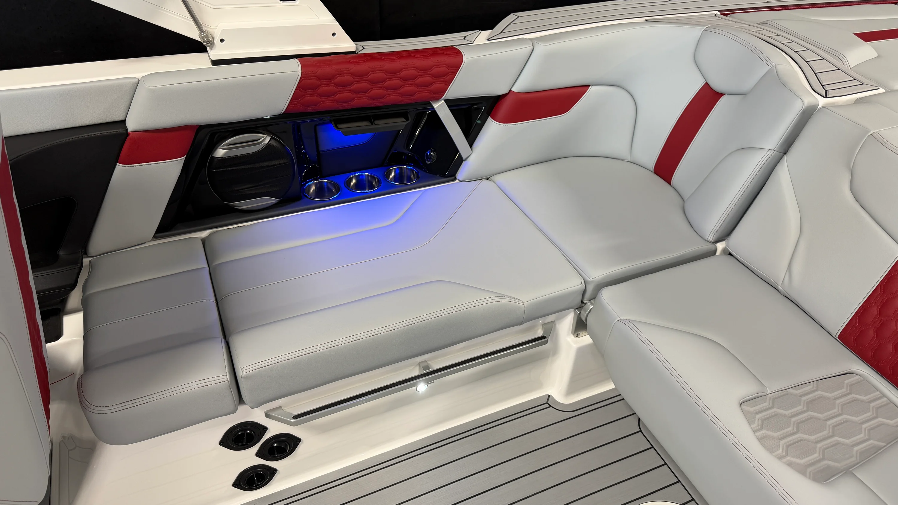 2026 Mastercraft XT22 Image Thumbnail #35