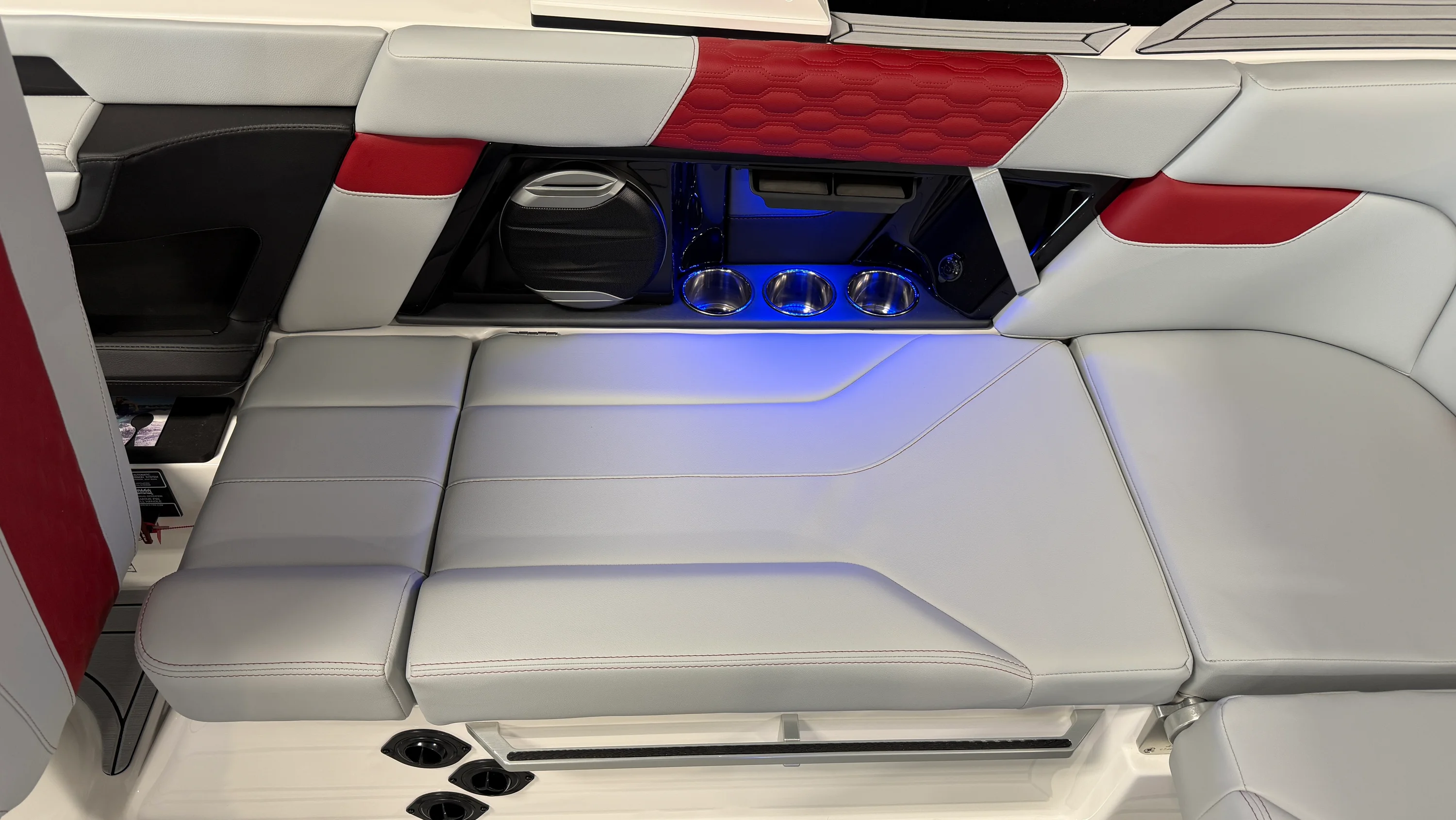 2026 Mastercraft XT22 Image Thumbnail #40