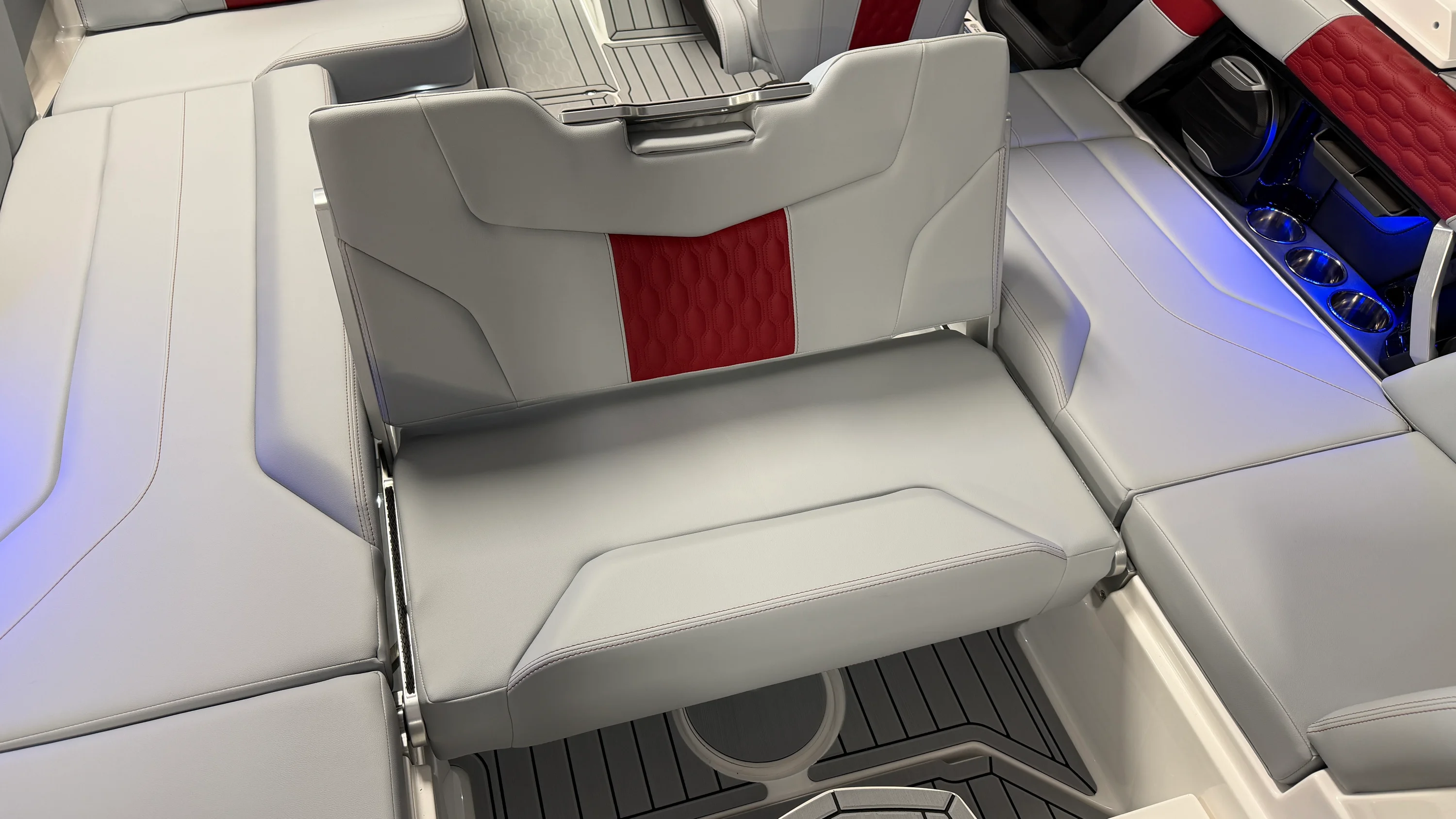 2026 Mastercraft XT22 Image Thumbnail #33