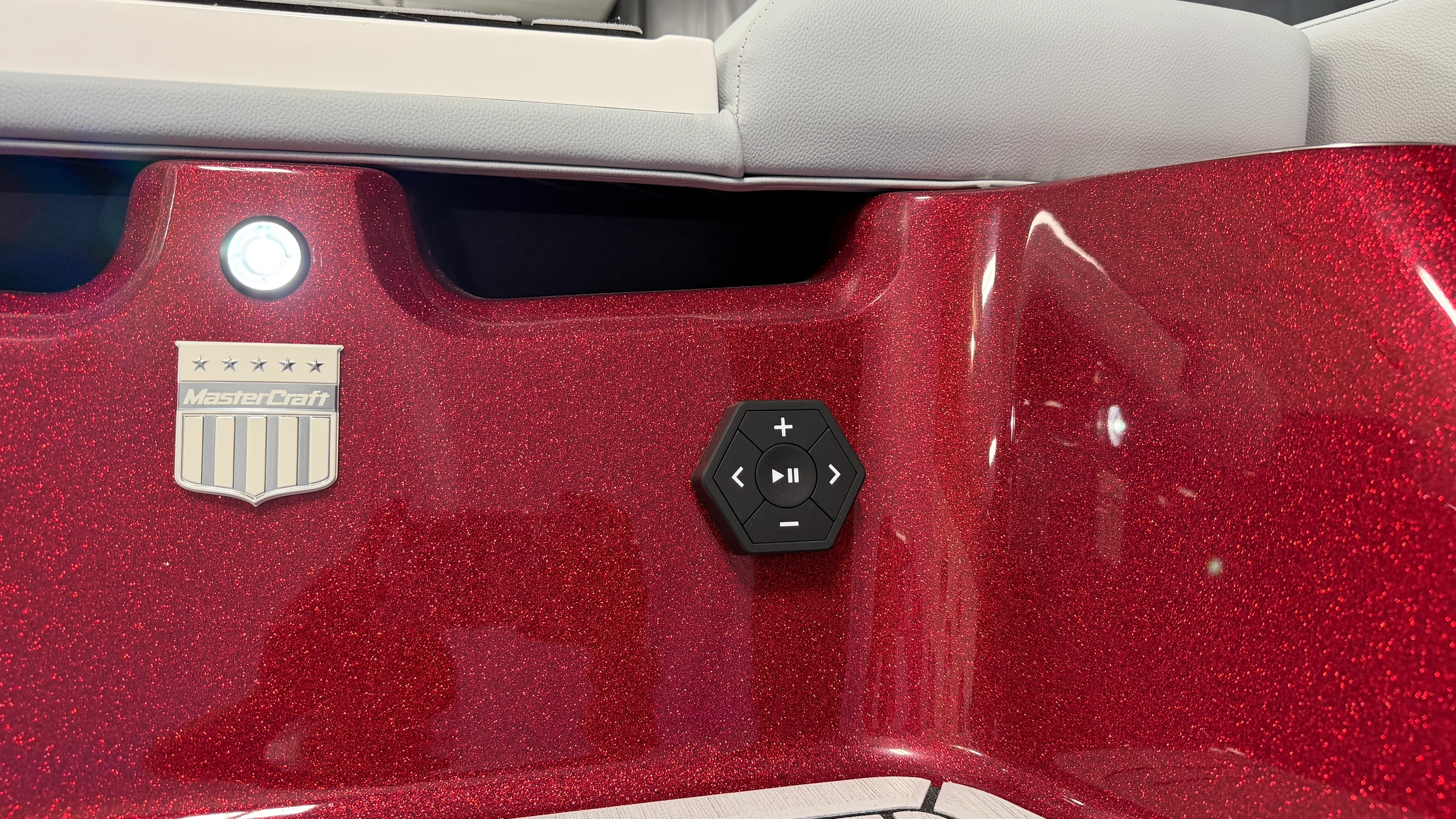 2026 Mastercraft XT22 Image Thumbnail #13