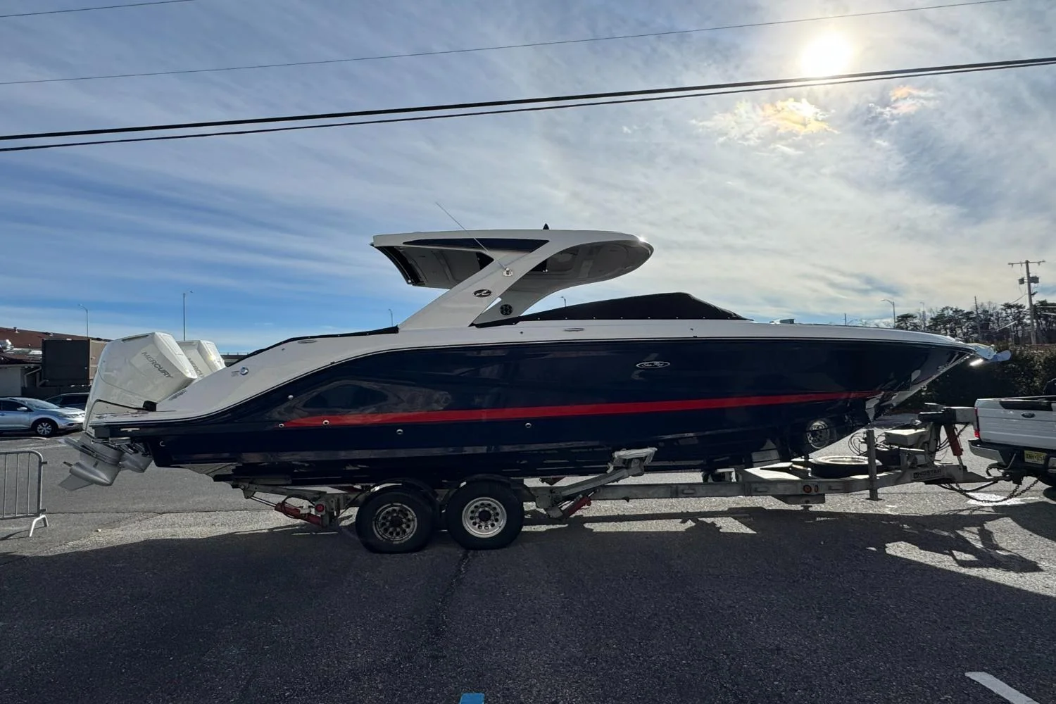 2026 Sea Ray SLX 310 Outboard Image Thumbnail #7