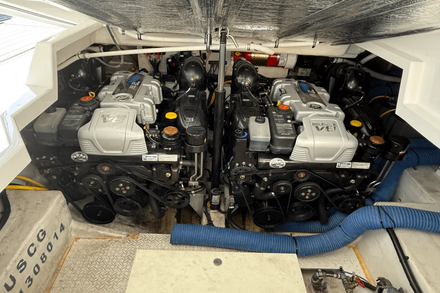 2020 Cruisers Yachts 38 GLS Image Thumbnail #6