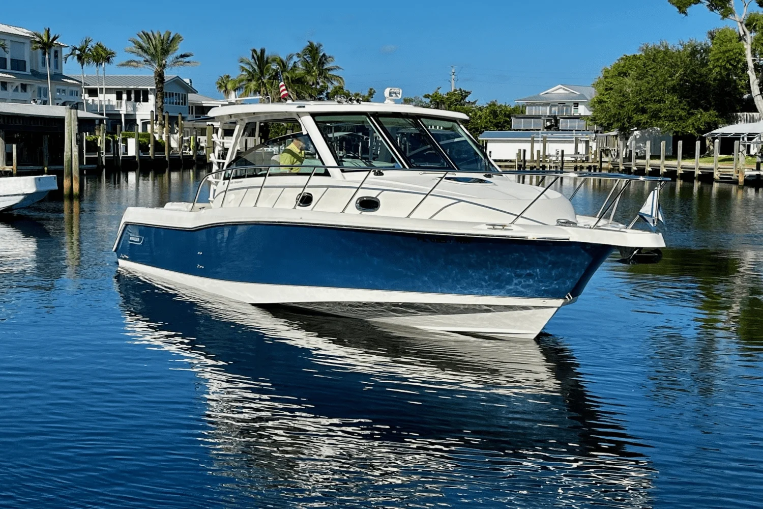 2018 Boston Whaler 345 CONQUEST Image Thumbnail #7