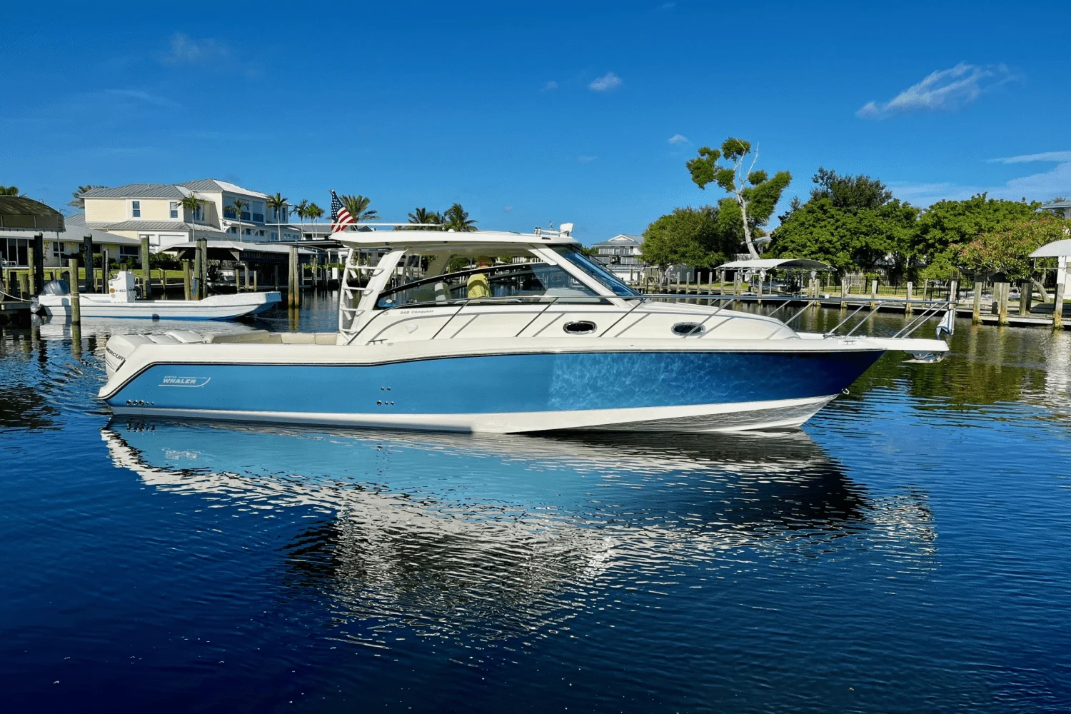 2018 Boston Whaler 345 CONQUEST Image Thumbnail #10