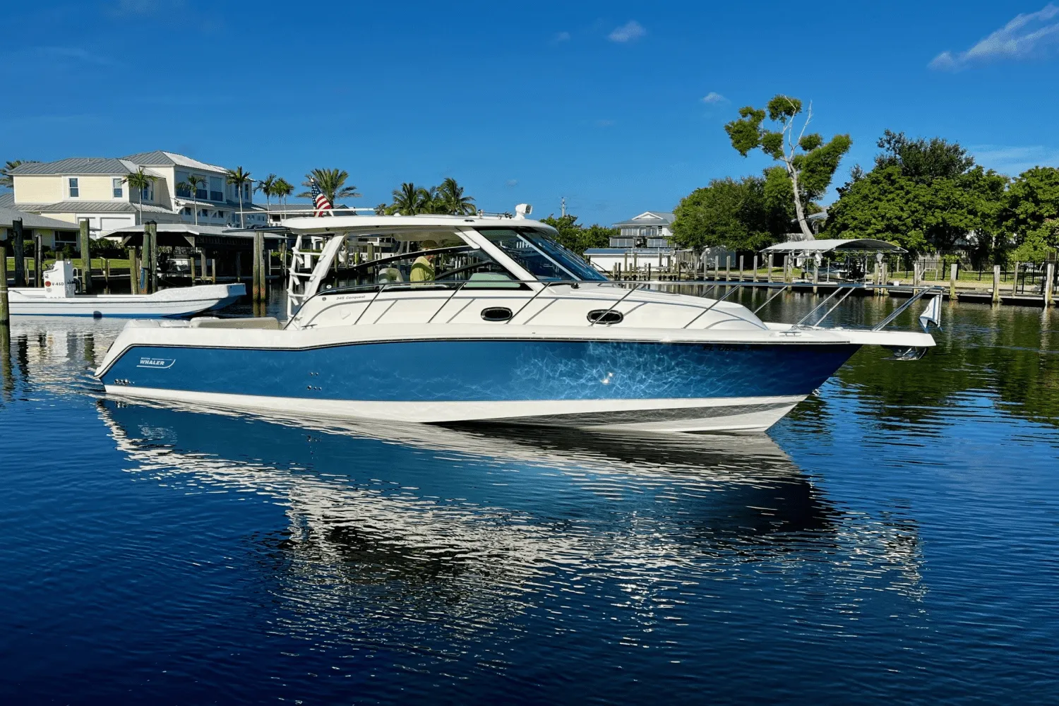 2018 Boston Whaler 345 CONQUEST Image Thumbnail #9