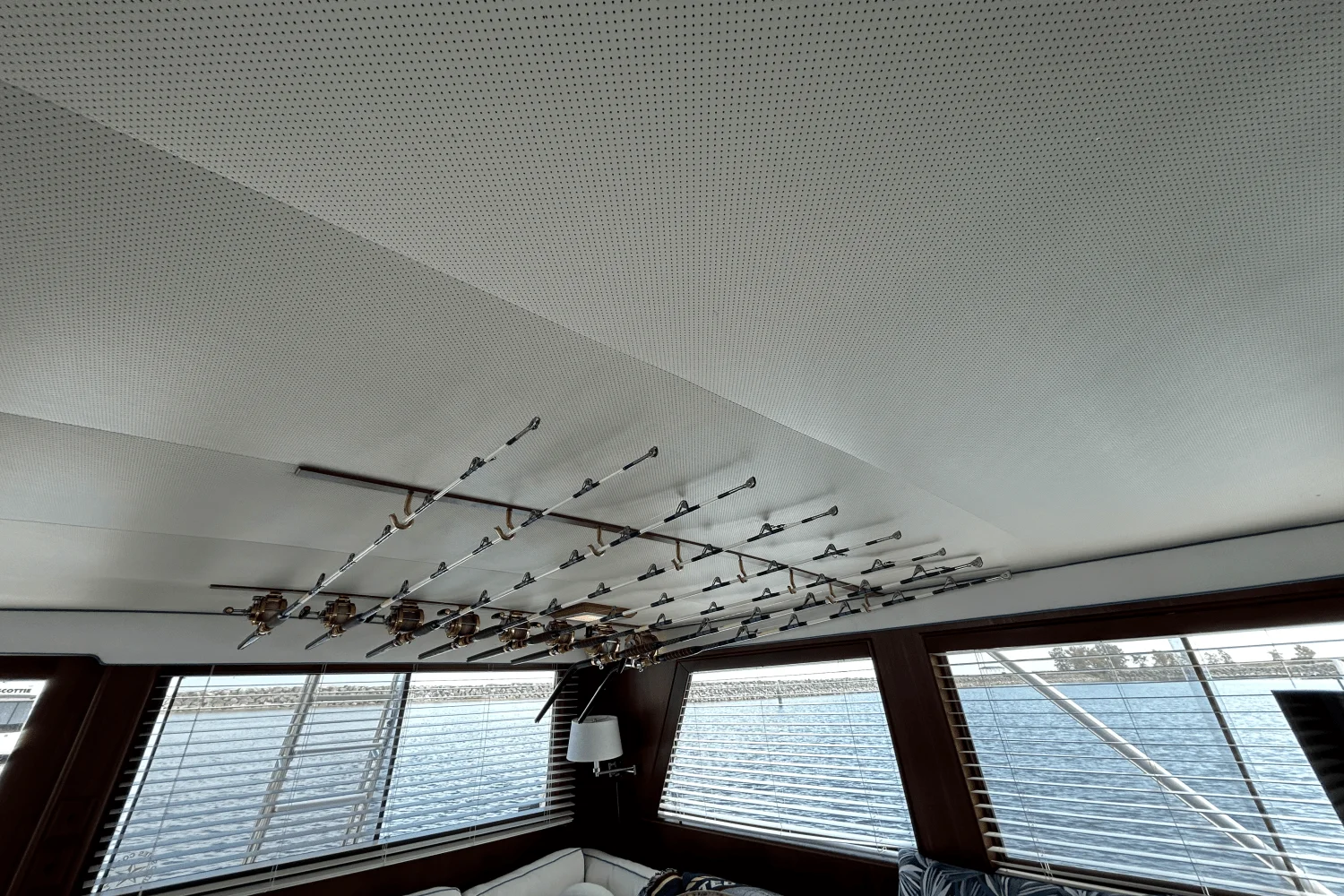 1984 Hatteras 60 CONTERTIBLE Image Thumbnail #14