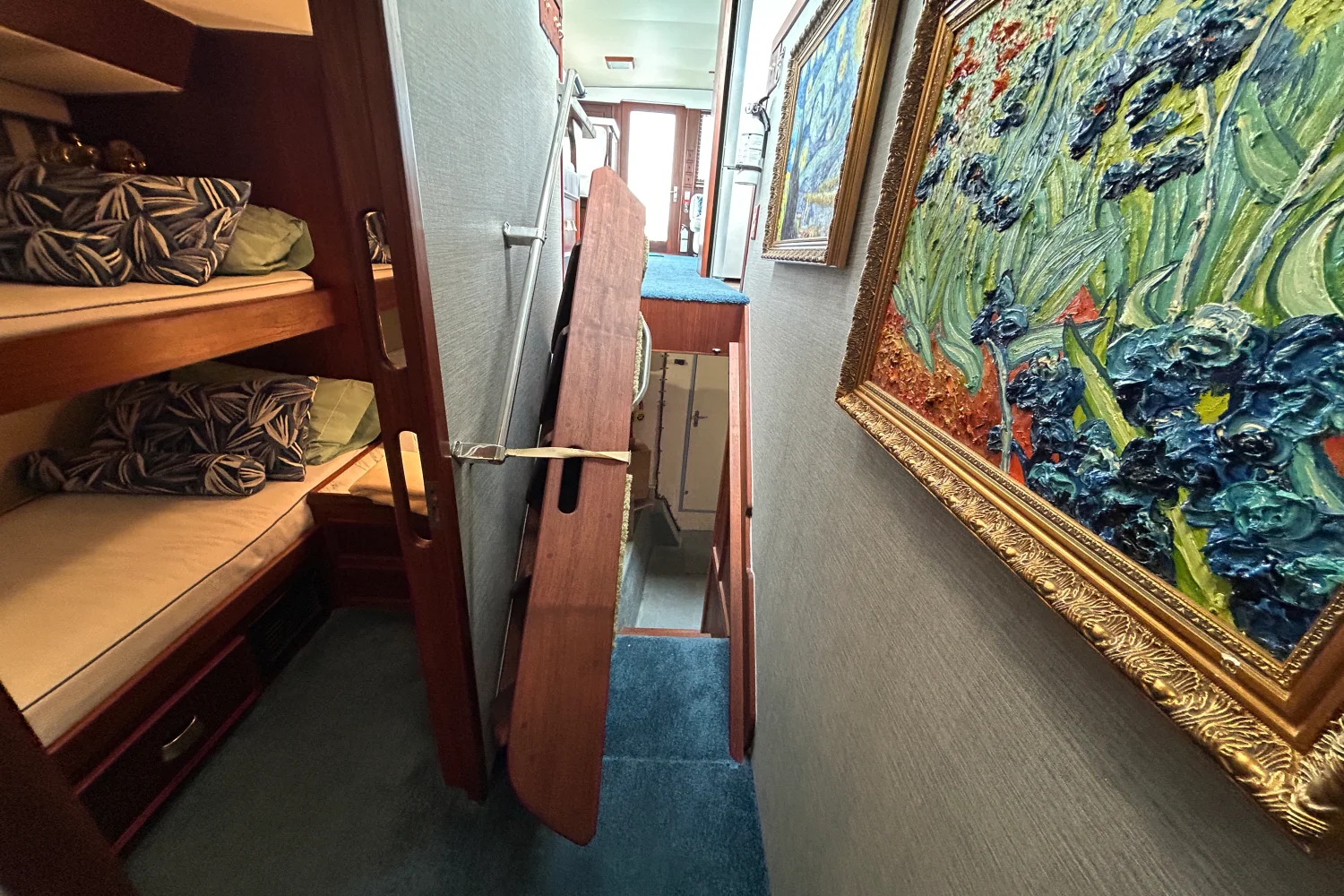 1984 Hatteras 60 CONTERTIBLE Image Thumbnail #41