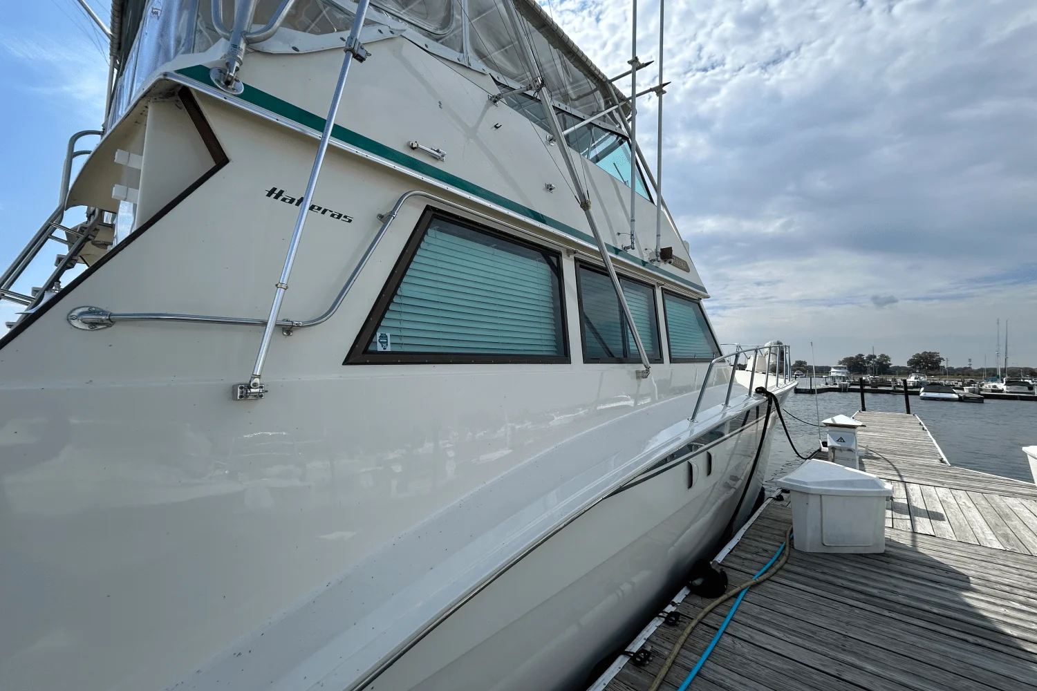 1984 Hatteras 60 CONTERTIBLE Image Thumbnail #5