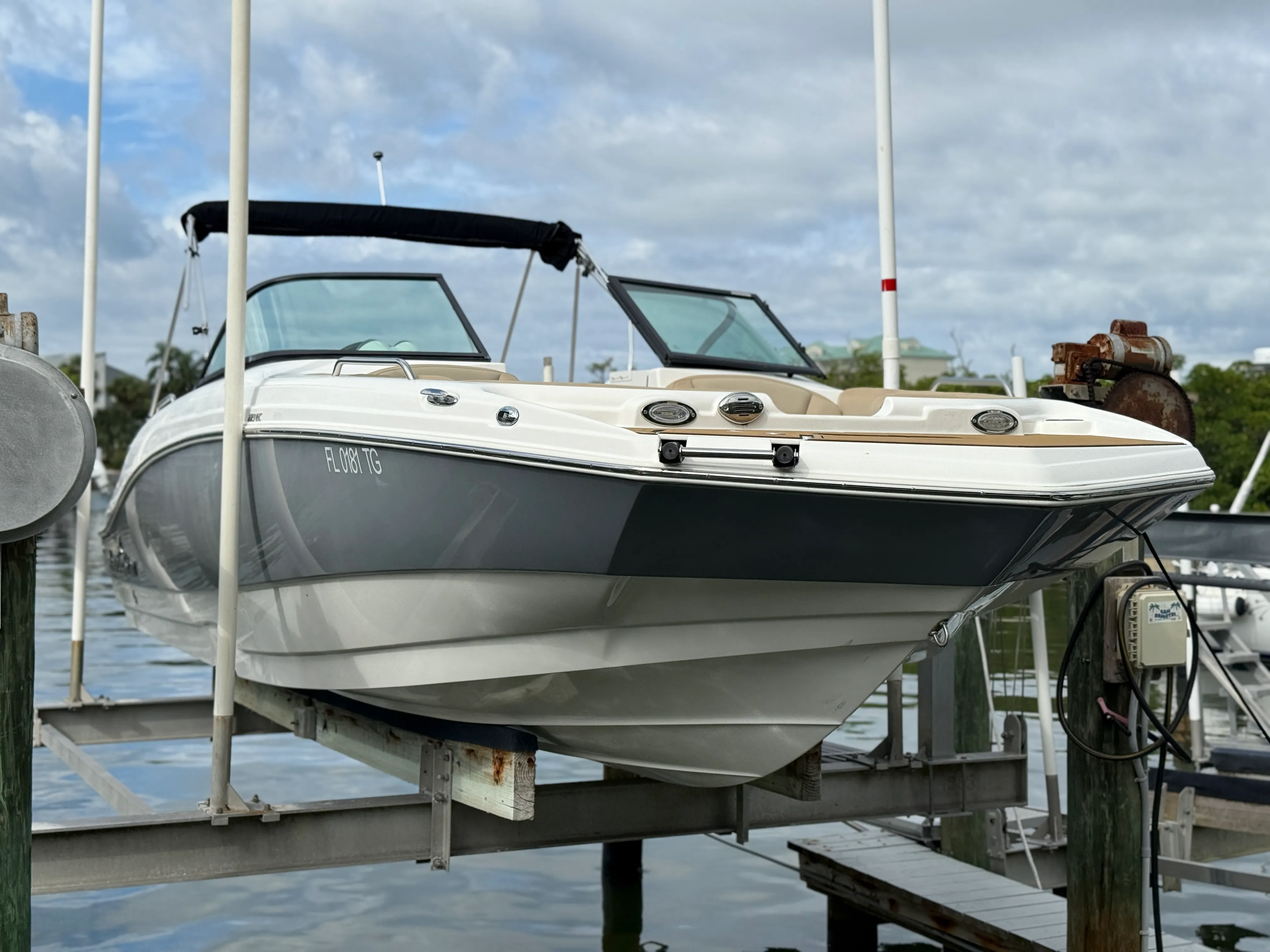 2022 NauticStar 223 DC Image Thumbnail #0
