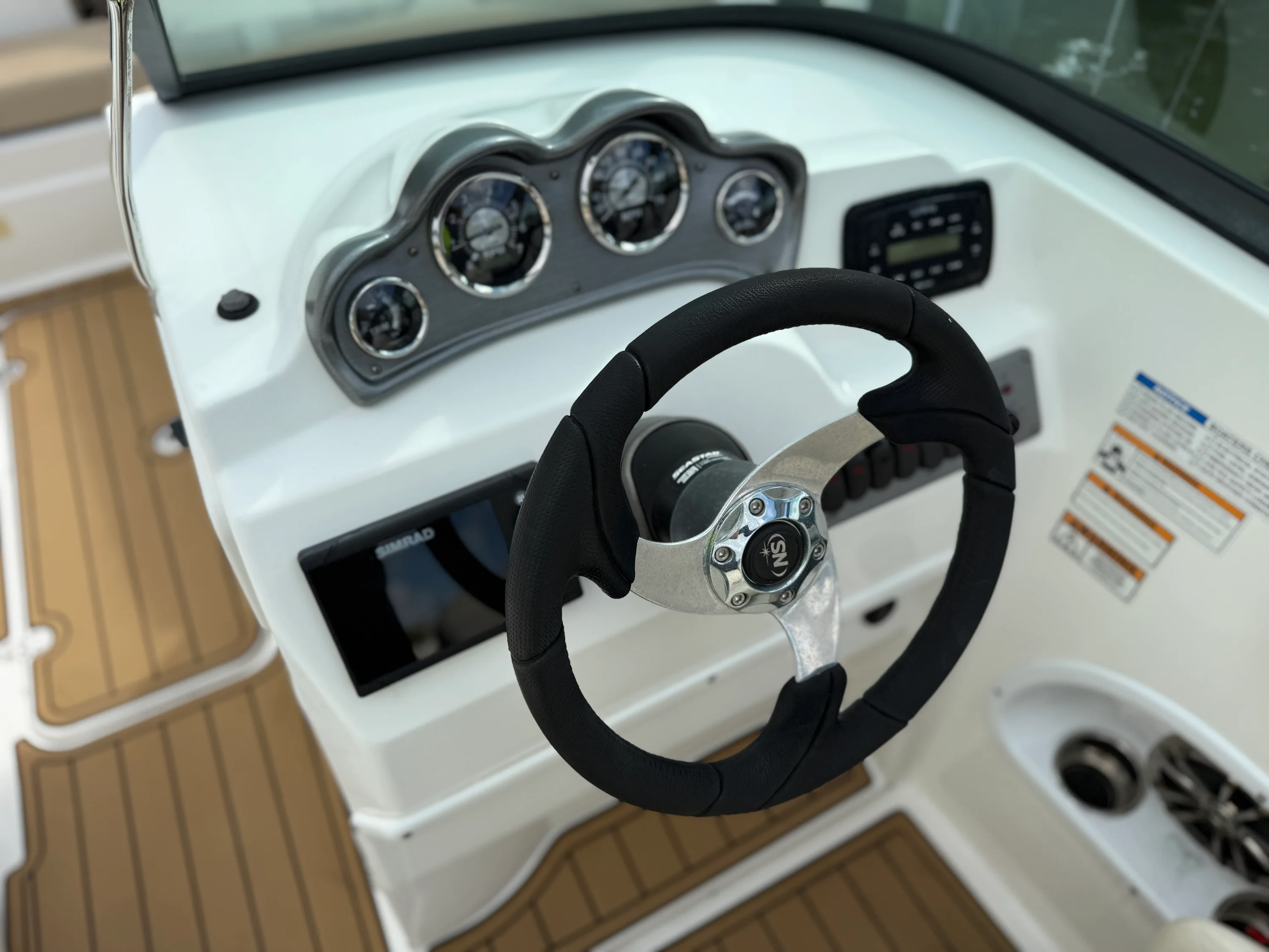 2022 NauticStar 223 DC Image Thumbnail #14