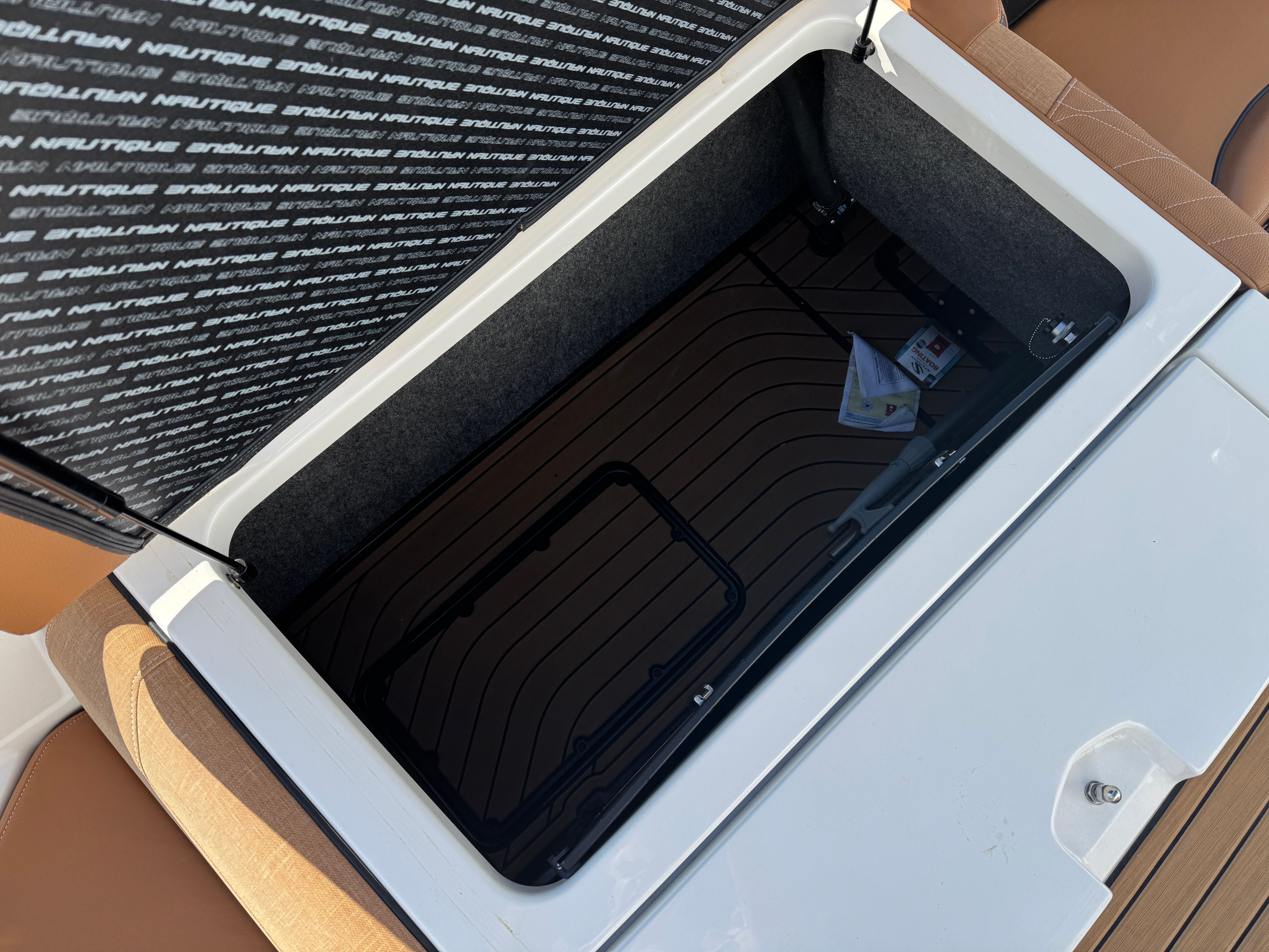 2022 Nautique G23SA Image Thumbnail #12