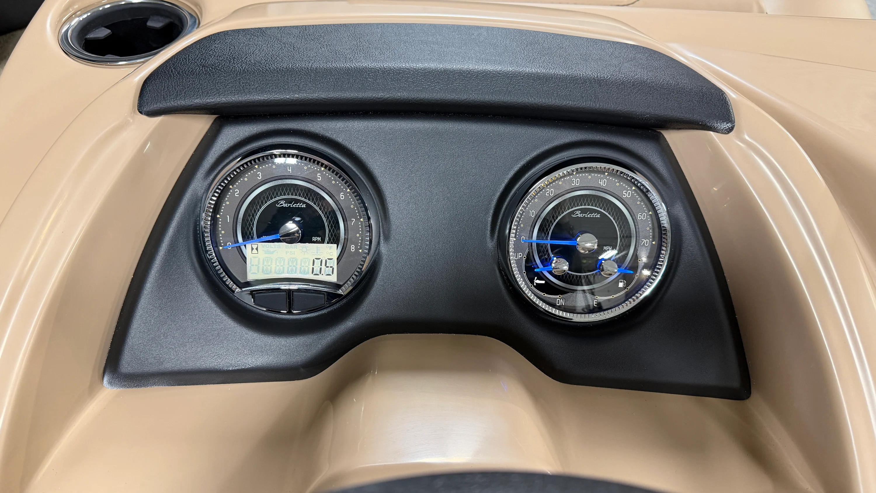 2026 Barletta Cabrio 22 QC Image Thumbnail #57