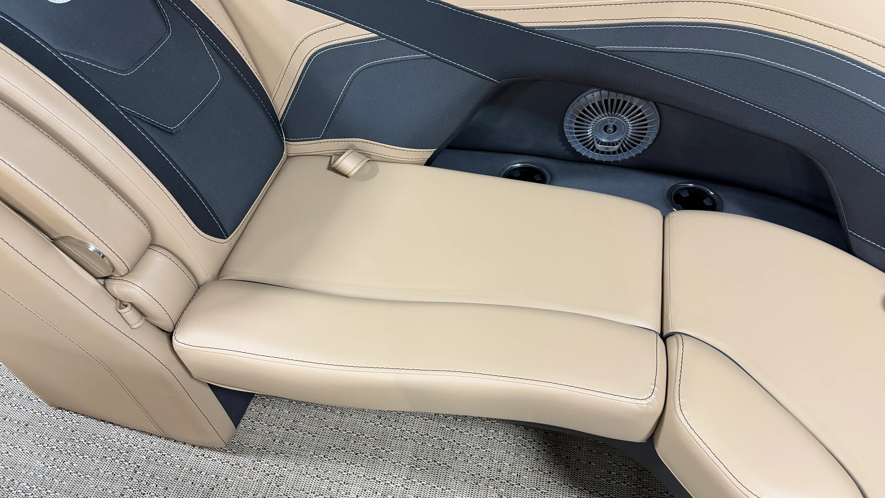 2026 Barletta Cabrio 22 QC Image Thumbnail #24