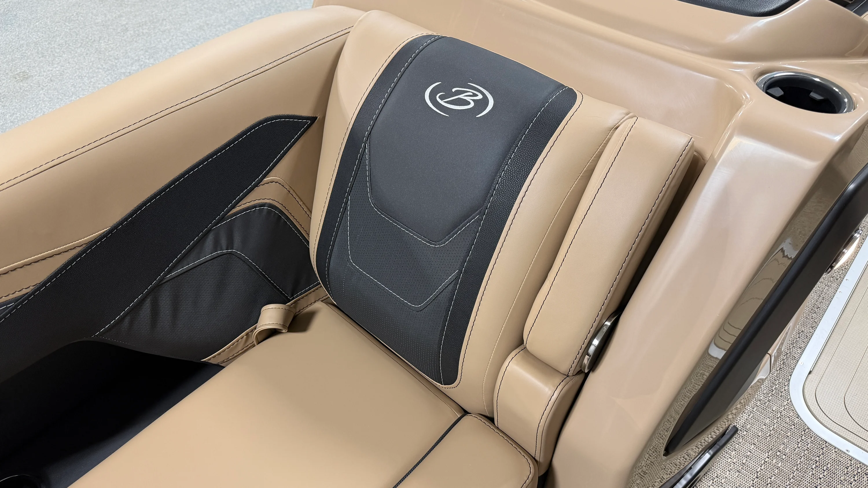 2026 Barletta Cabrio 22 QC Image Thumbnail #18