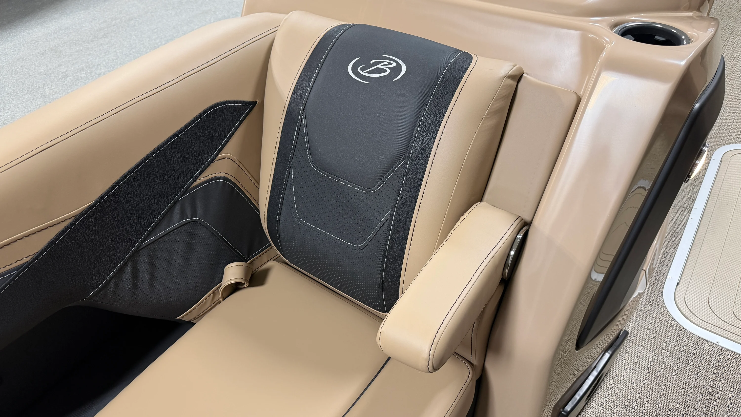 2026 Barletta Cabrio 22 QC Image Thumbnail #19