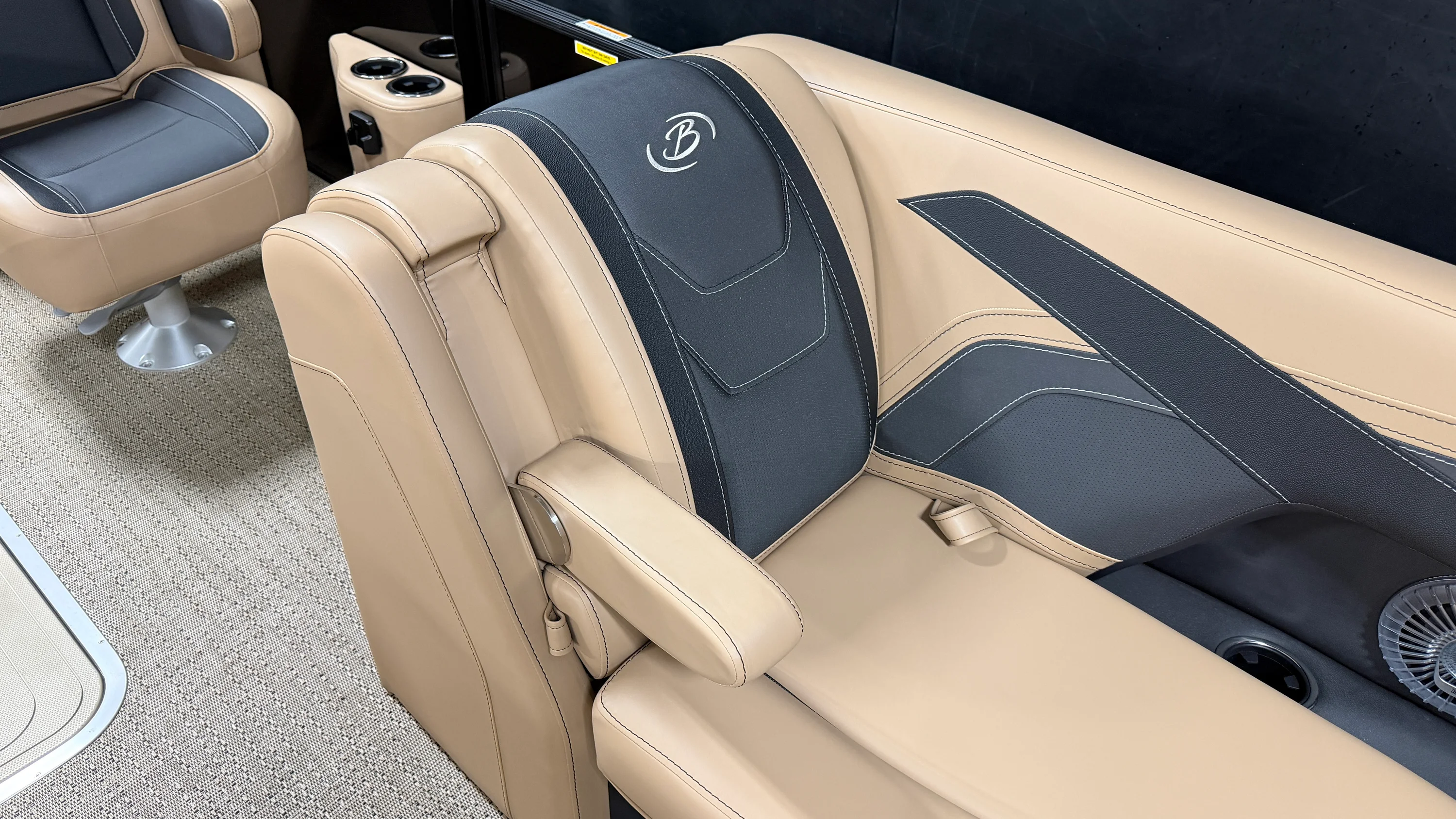 2026 Barletta Cabrio 22 QC Image Thumbnail #27