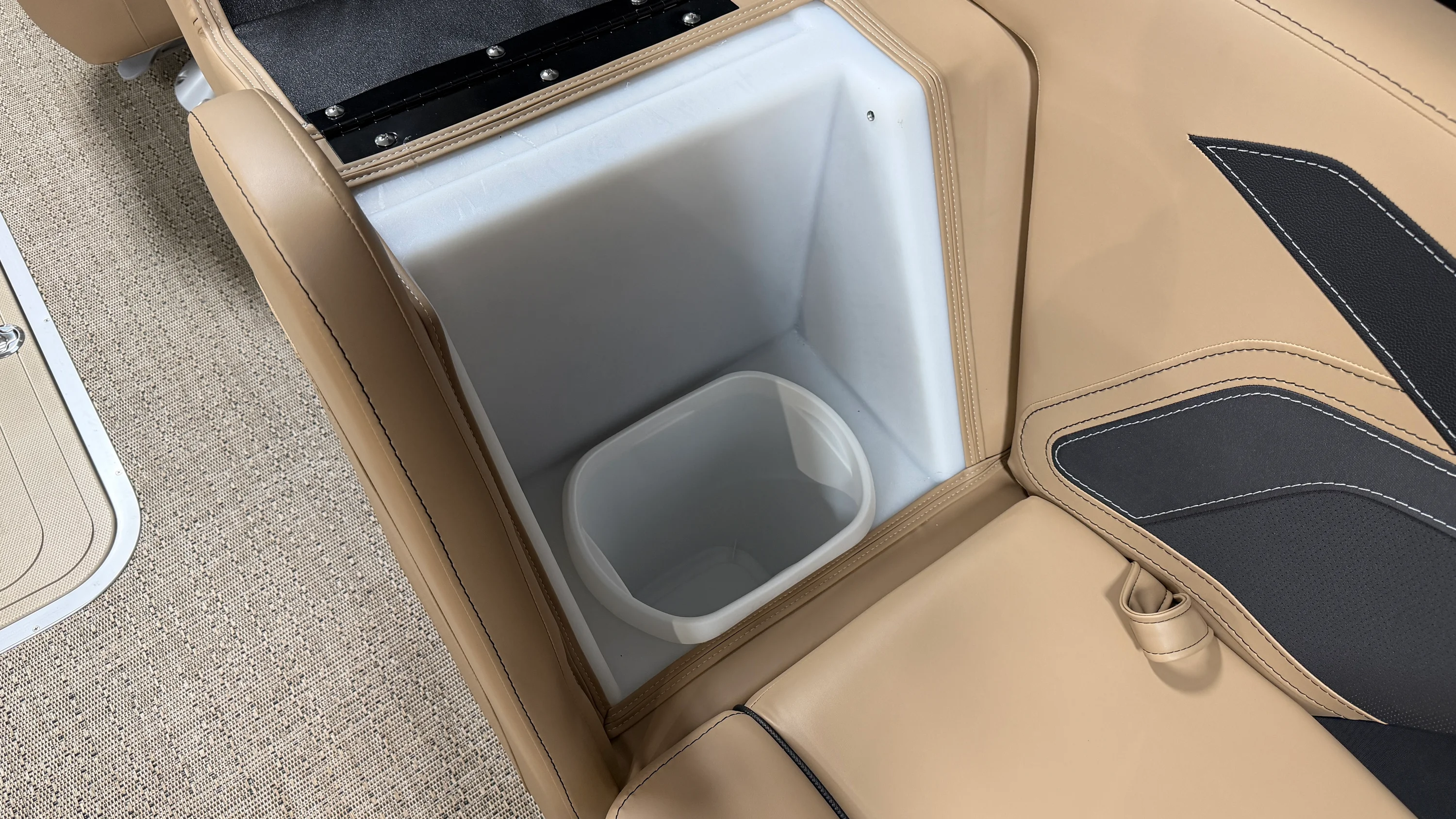 2026 Barletta Cabrio 22 QC Image Thumbnail #28