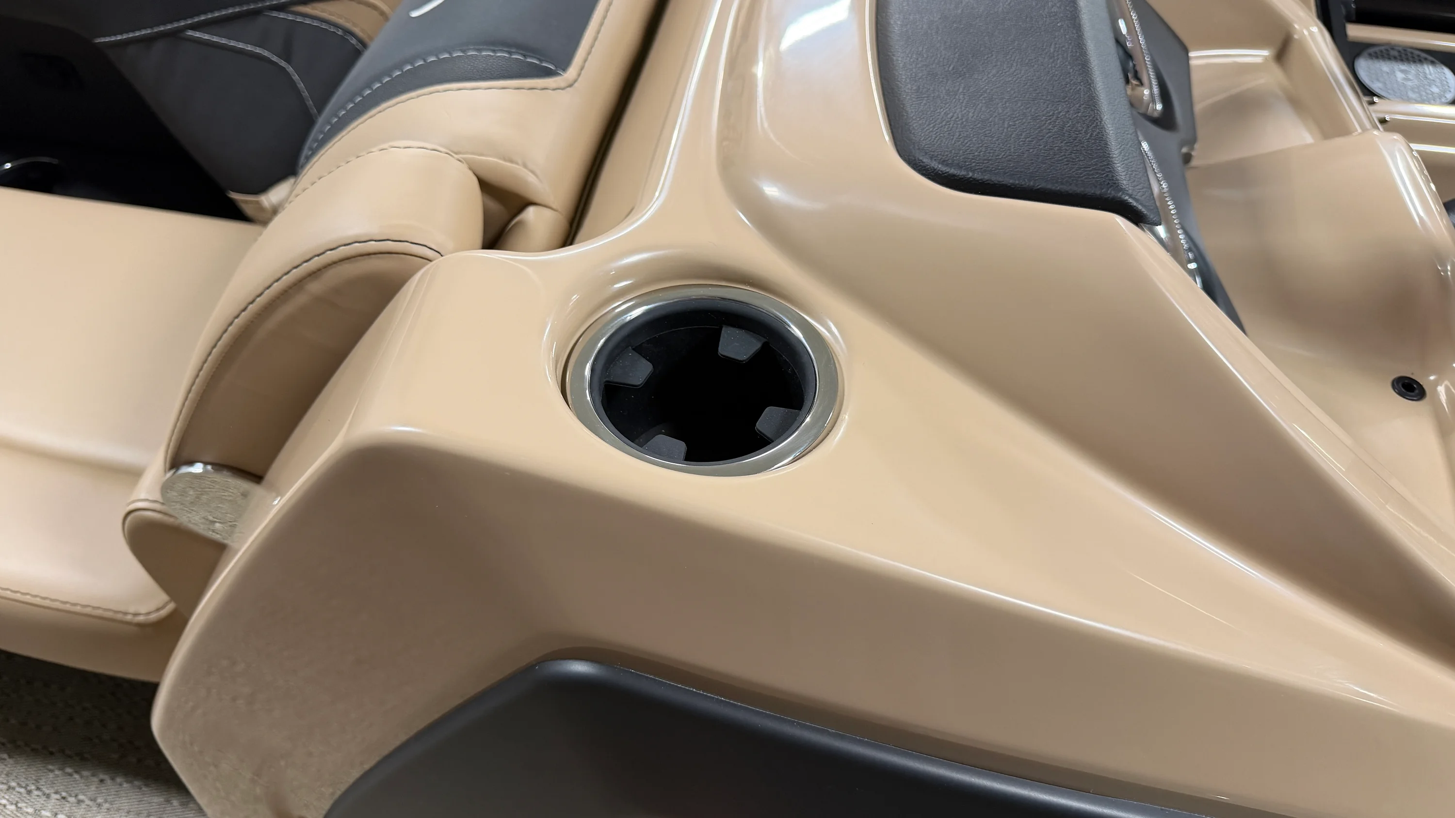 2026 Barletta Cabrio 22 QC Image Thumbnail #41