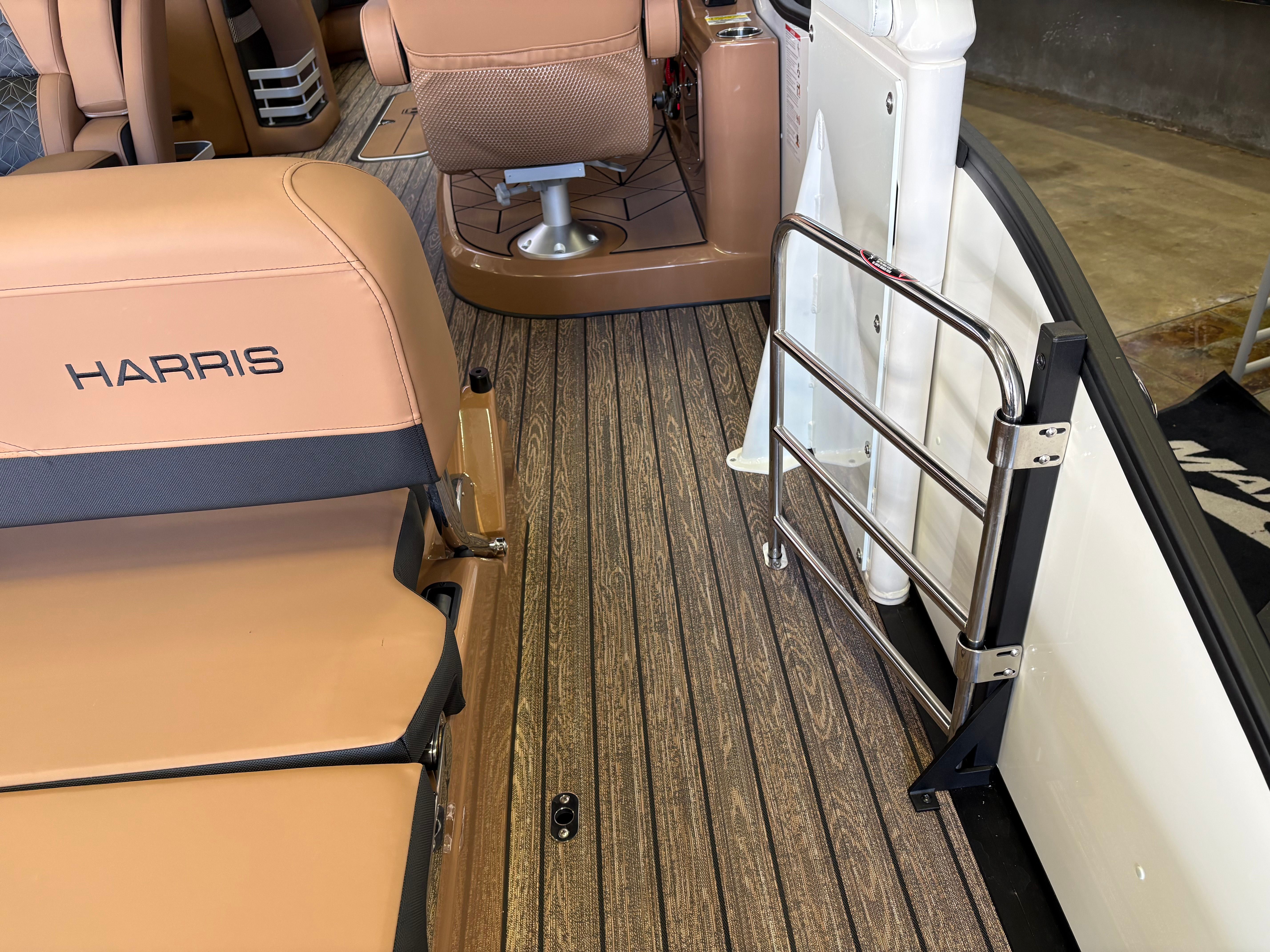 2026 Harris Grand Mariner 250 Image Thumbnail #7