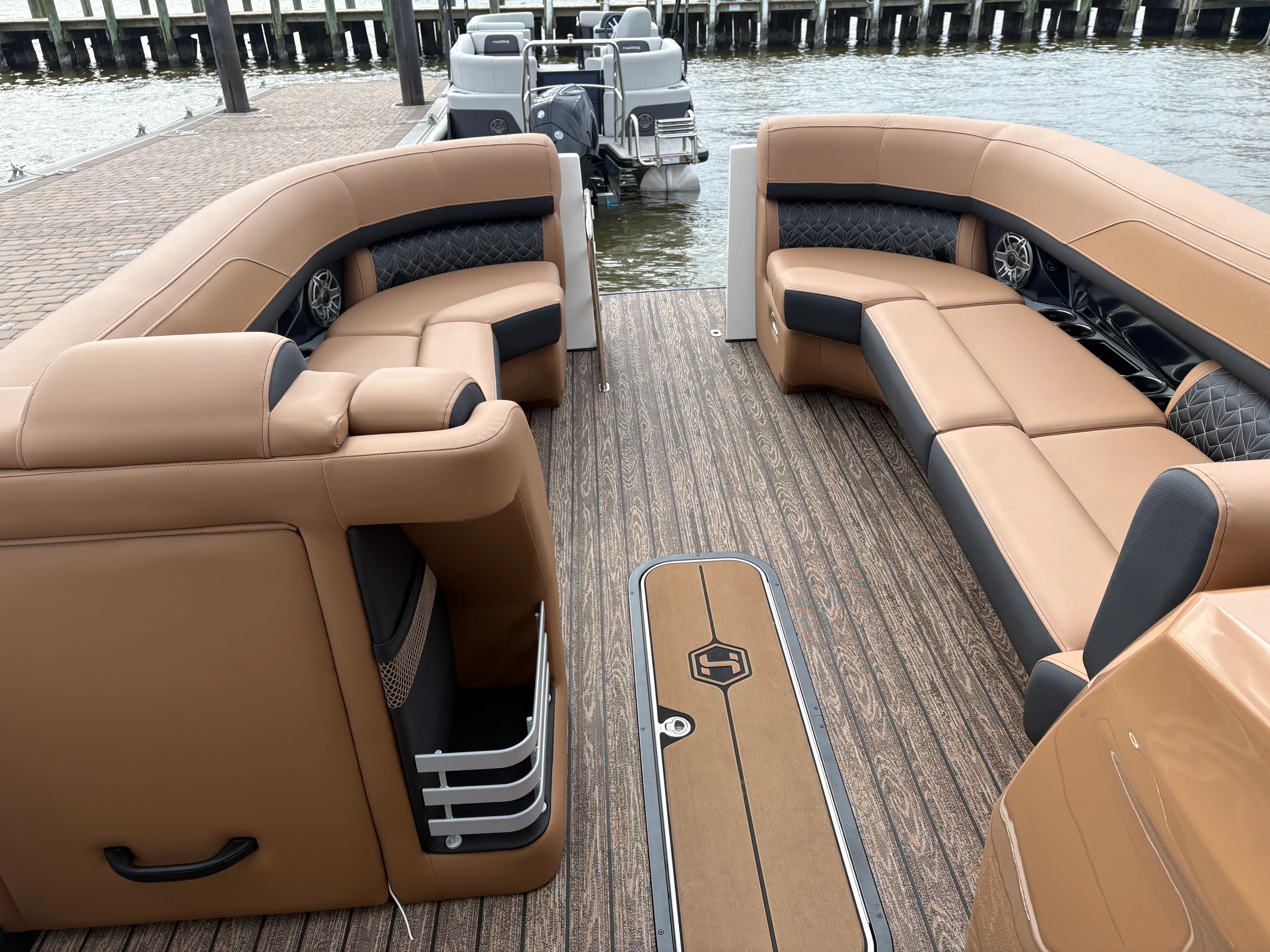 2026 Harris Grand Mariner 250 Image Thumbnail #11