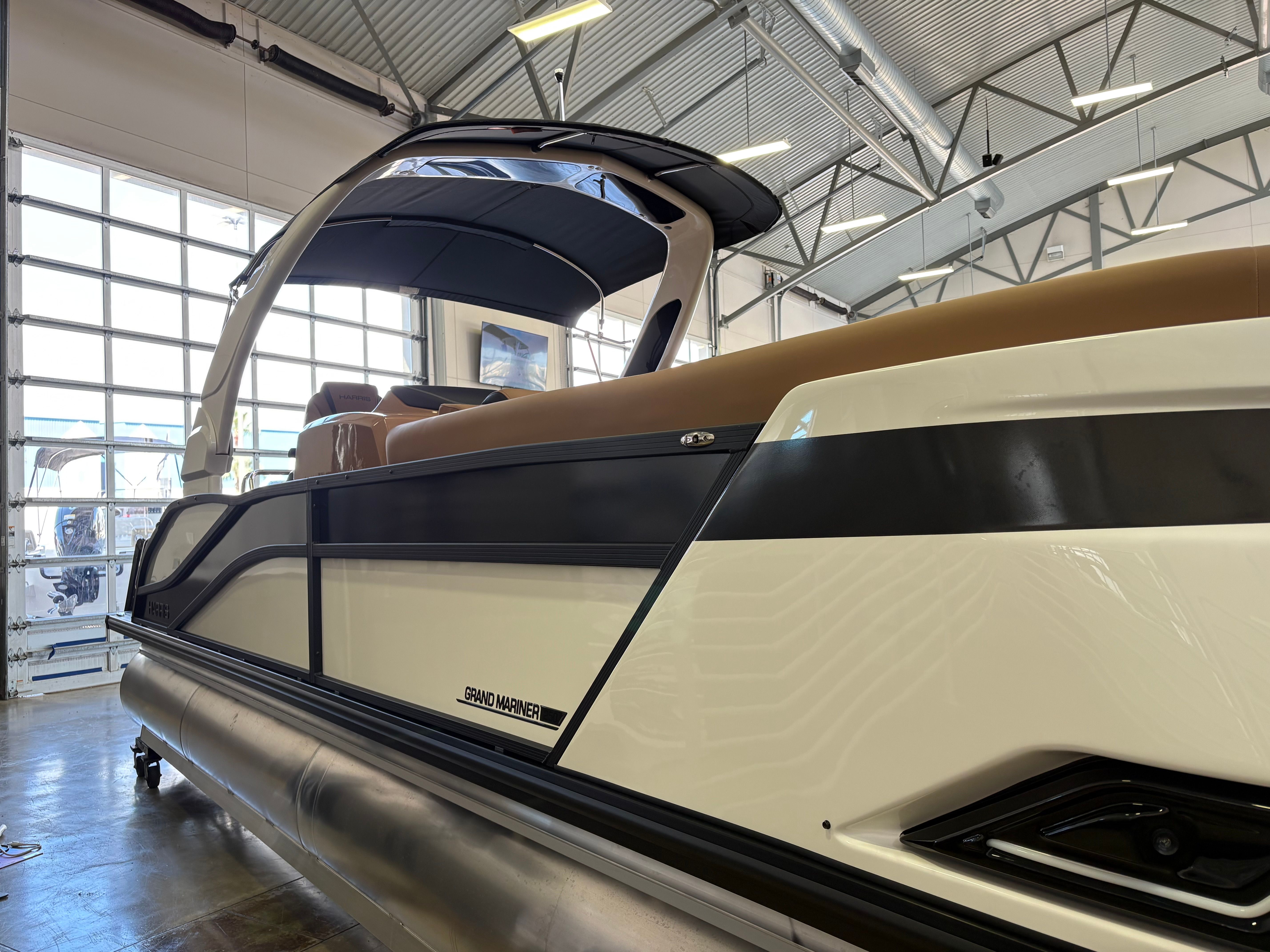 2026 Harris Grand Mariner 250 Image Thumbnail #4