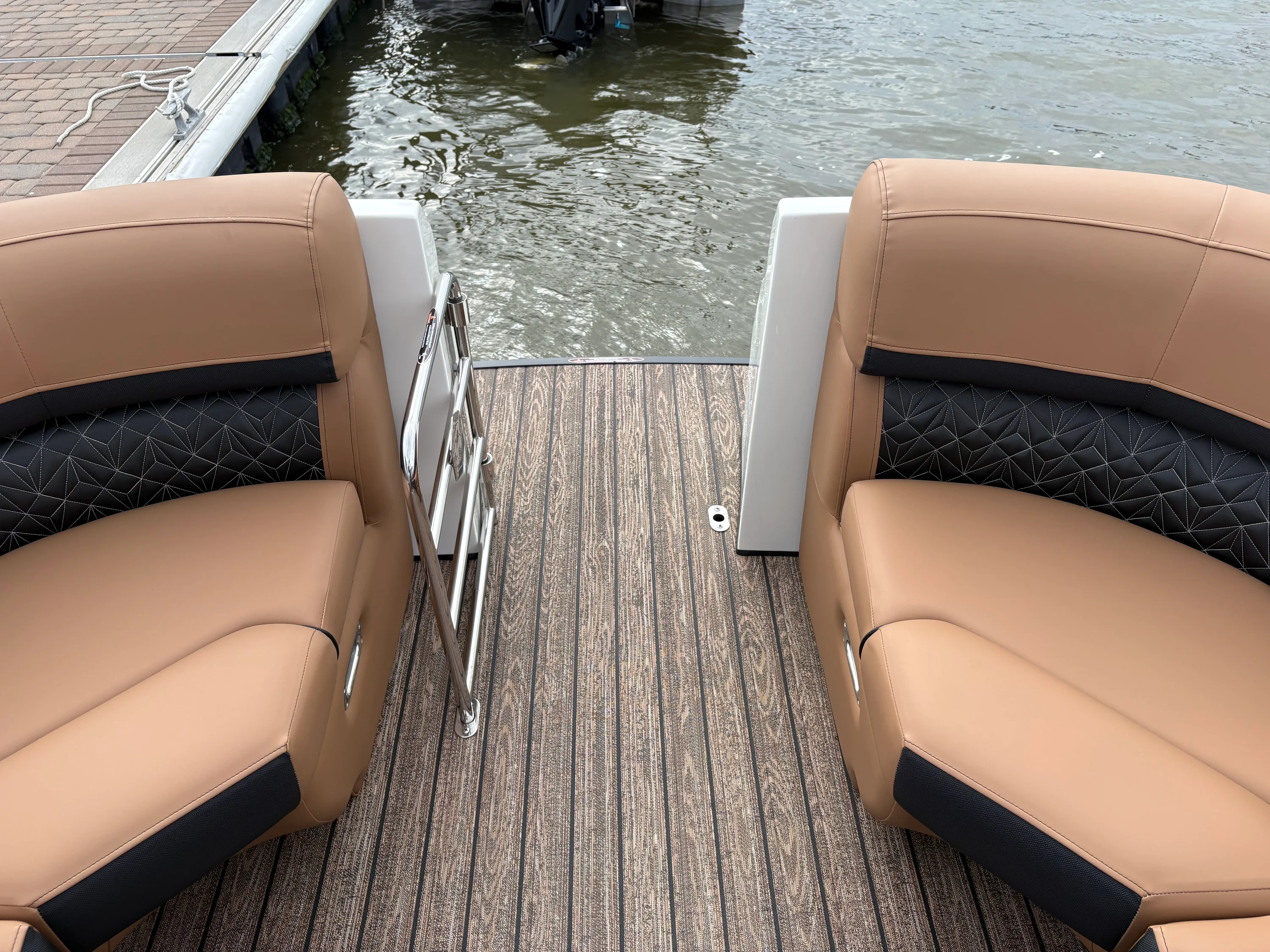 2026 Harris Grand Mariner 250 Image Thumbnail #7