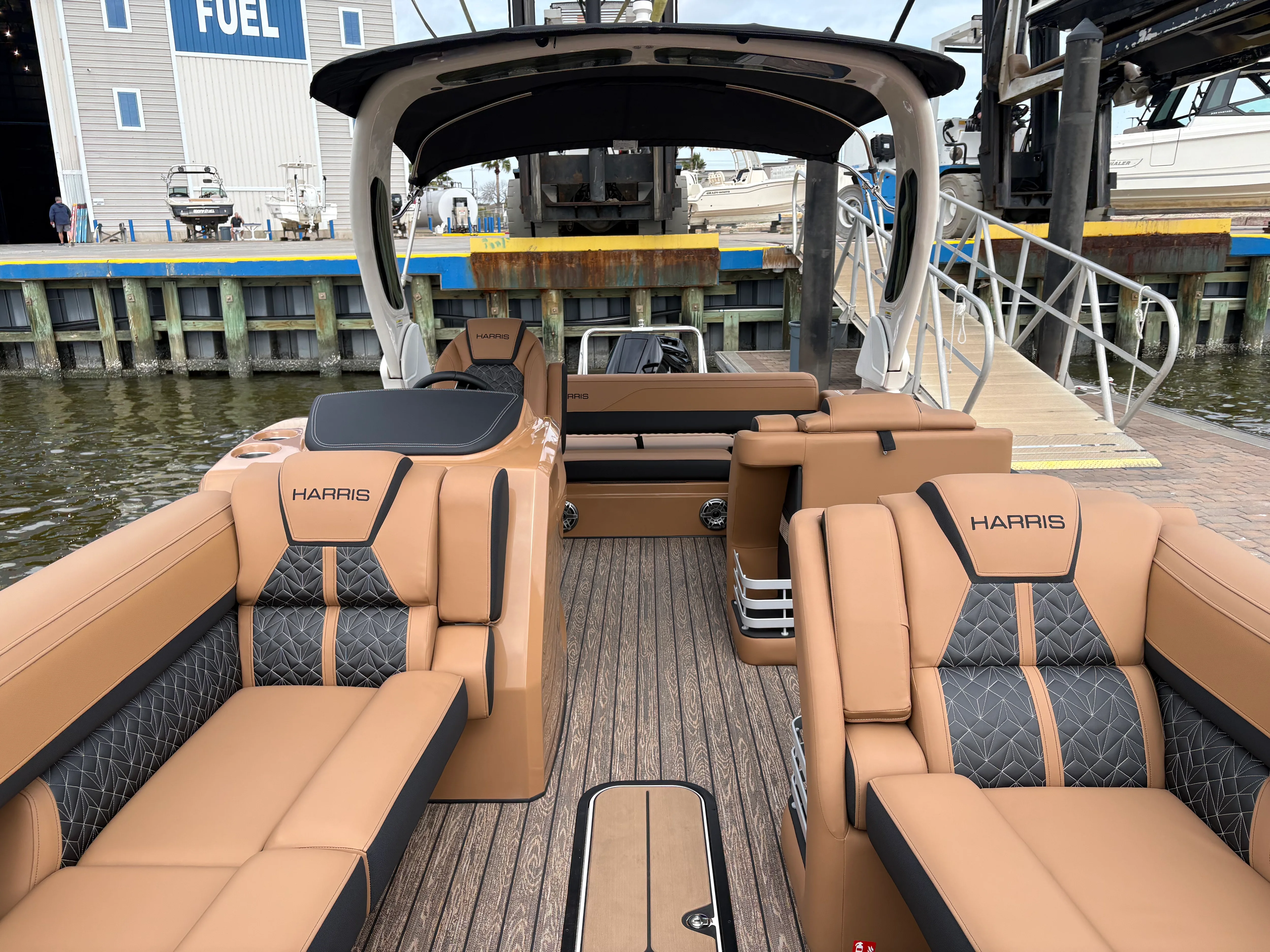 2026 Harris Grand Mariner 250 Image Thumbnail #6