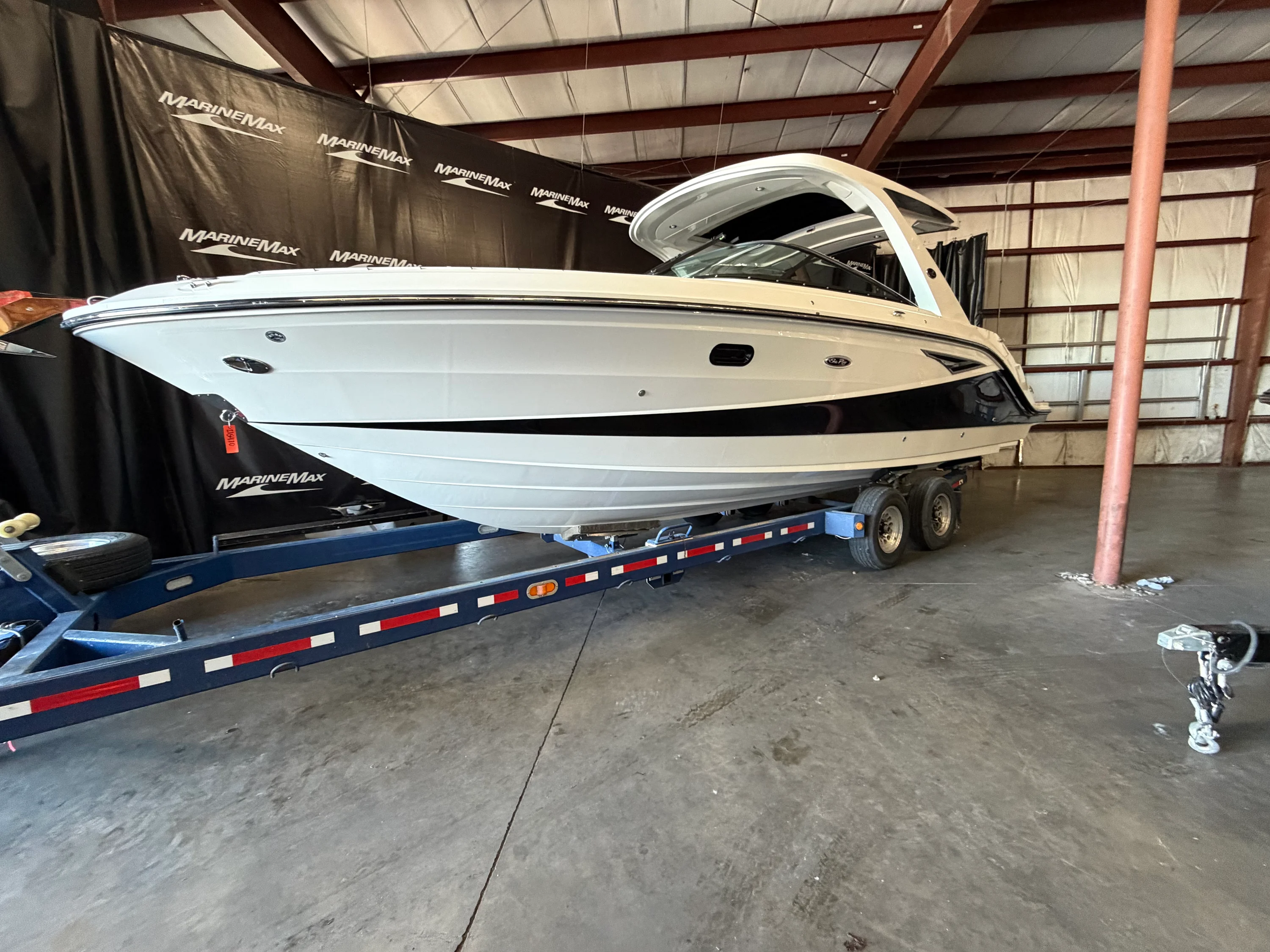 2026 Sea Ray SLX 310 Image Thumbnail #0