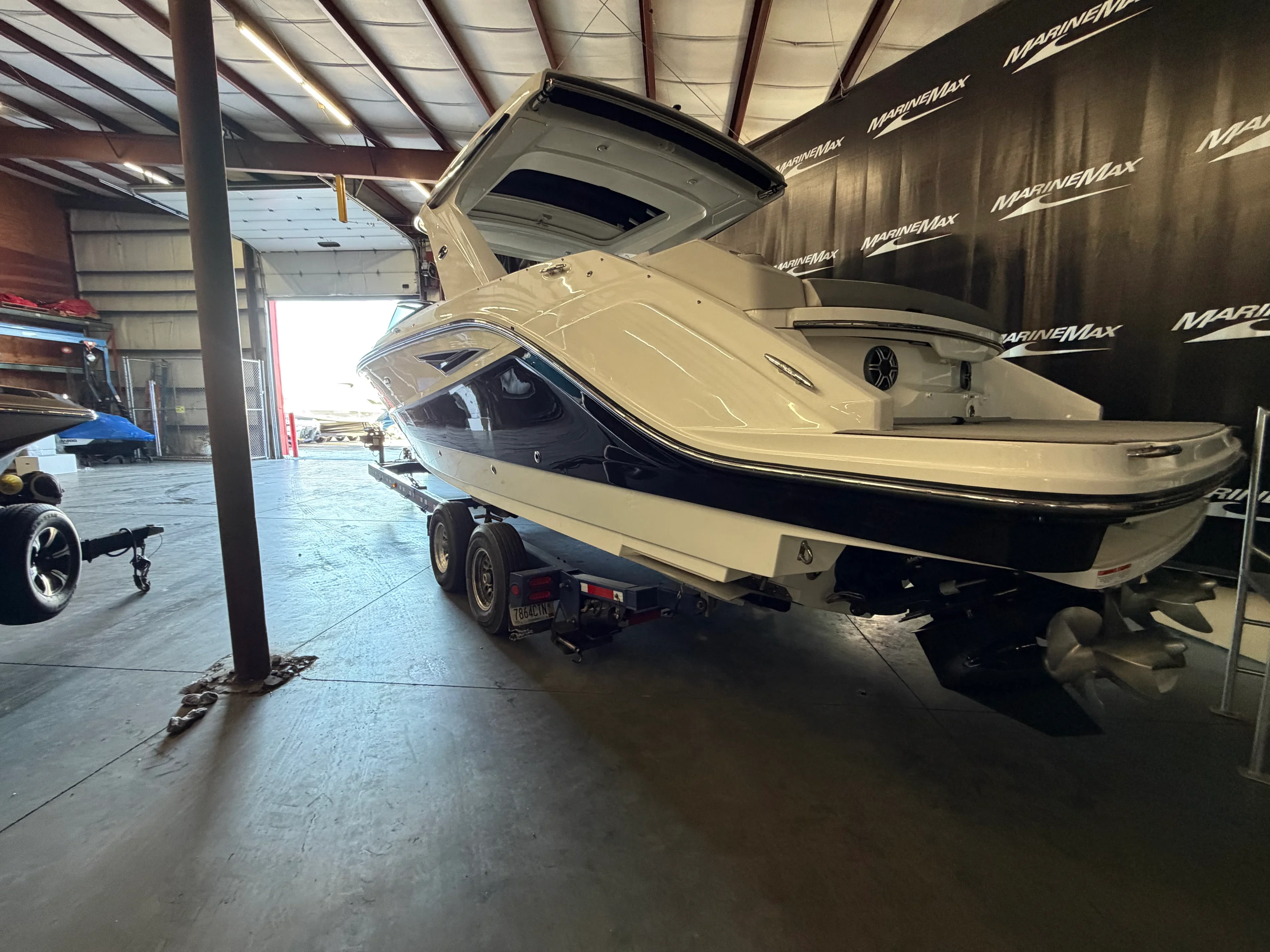 2026 Sea Ray SLX 310 Image Thumbnail #3