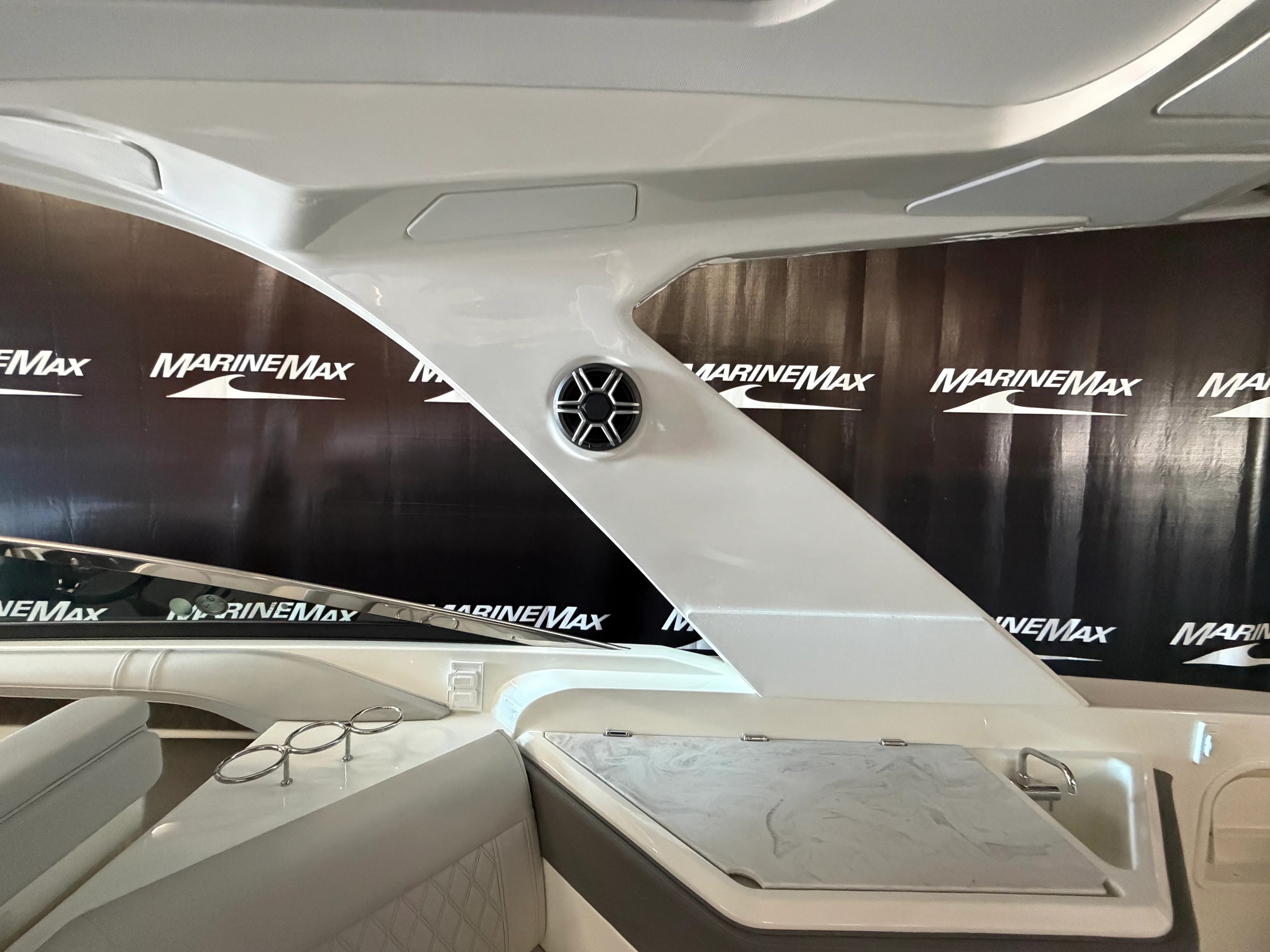 2026 Sea Ray SLX 310 Image Thumbnail #16