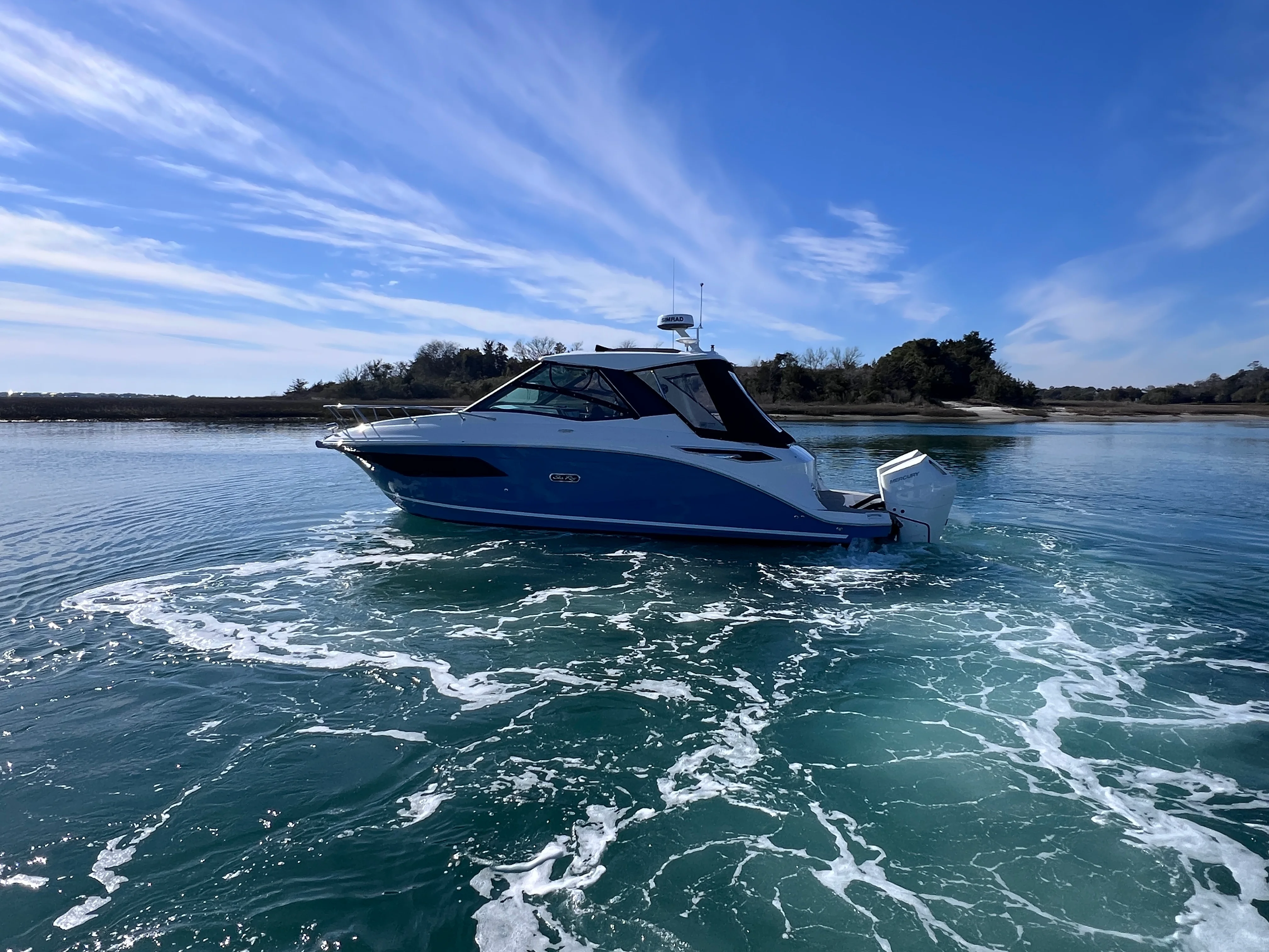 2026 Sea Ray Sundancer 320 Outboard Image Thumbnail #0