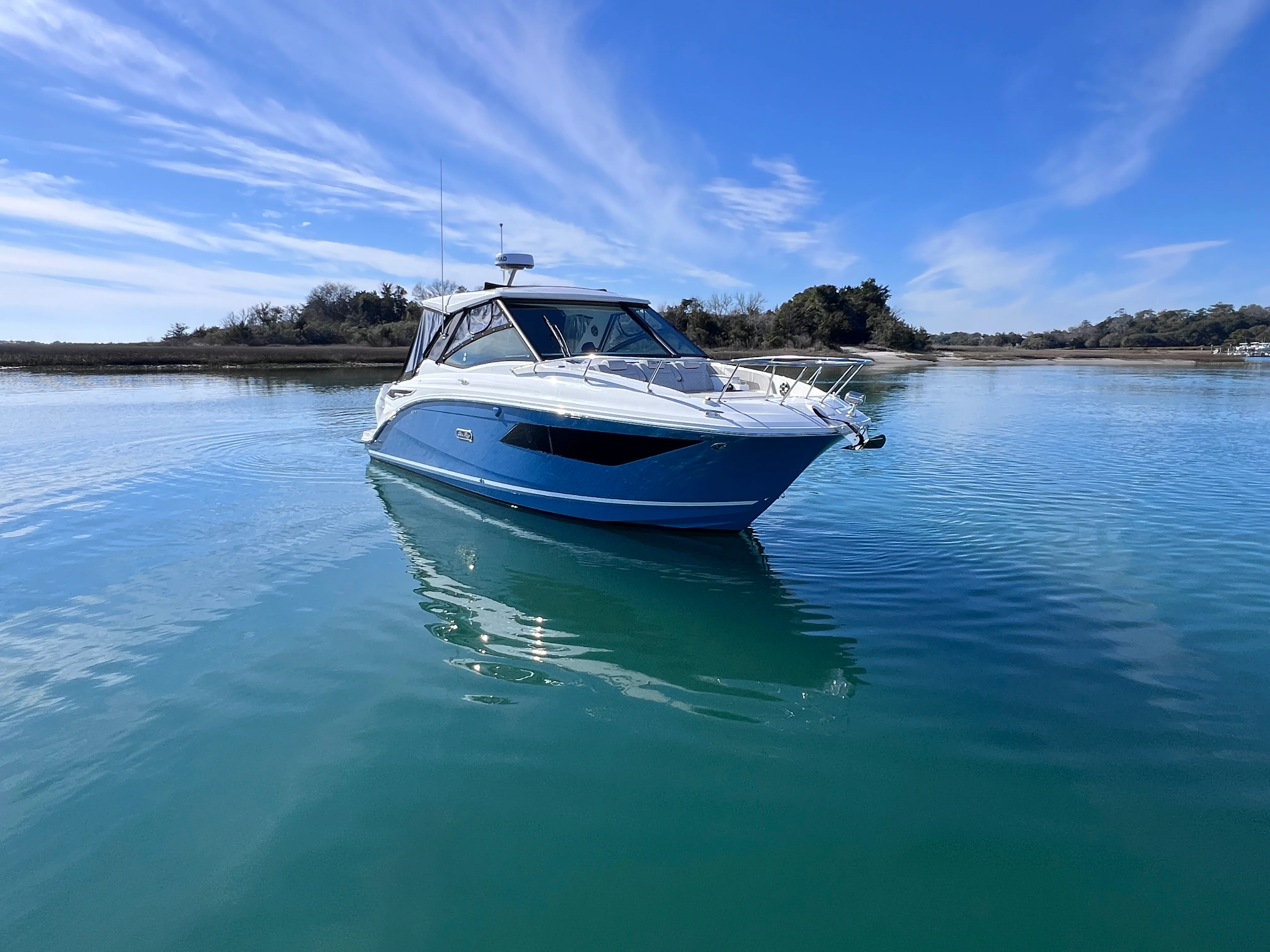 2026 Sea Ray Sundancer 320 Outboard Image Thumbnail #3
