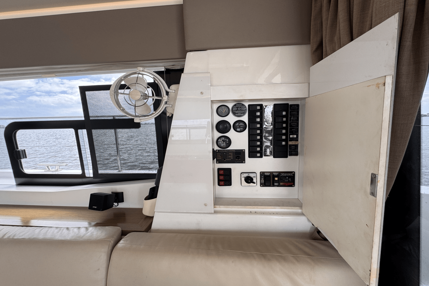 2015 Fountaine Pajot MY 37 Image Thumbnail #31