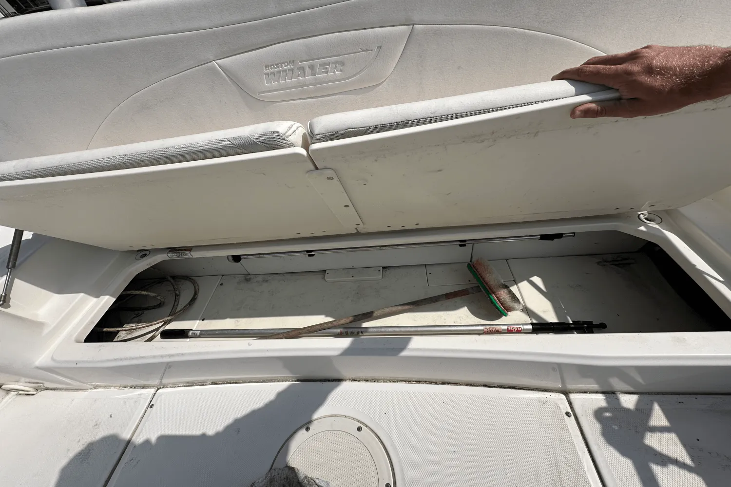2012 Boston Whaler 200 DAUNTLESS Image Thumbnail #9