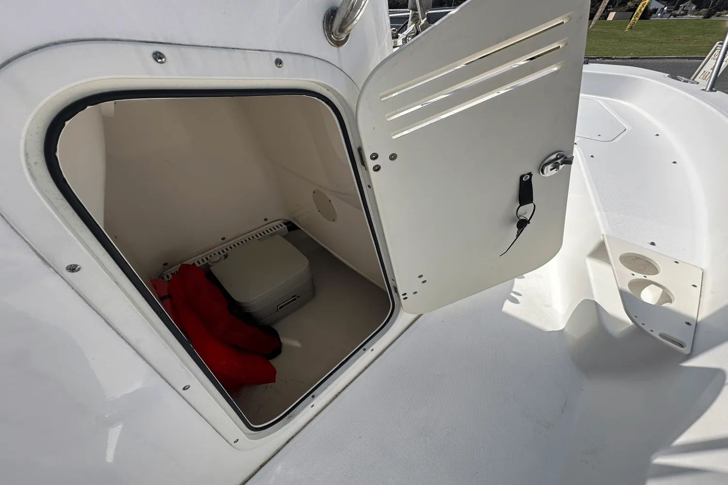 2012 Boston Whaler 200 DAUNTLESS Image Thumbnail #18