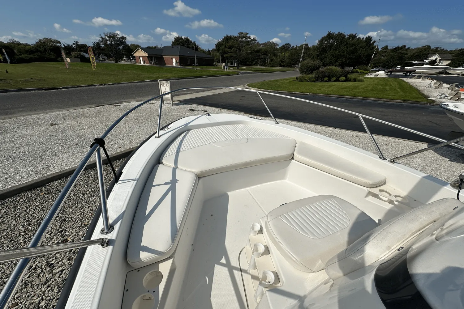 2012 Boston Whaler 200 DAUNTLESS Image Thumbnail #12